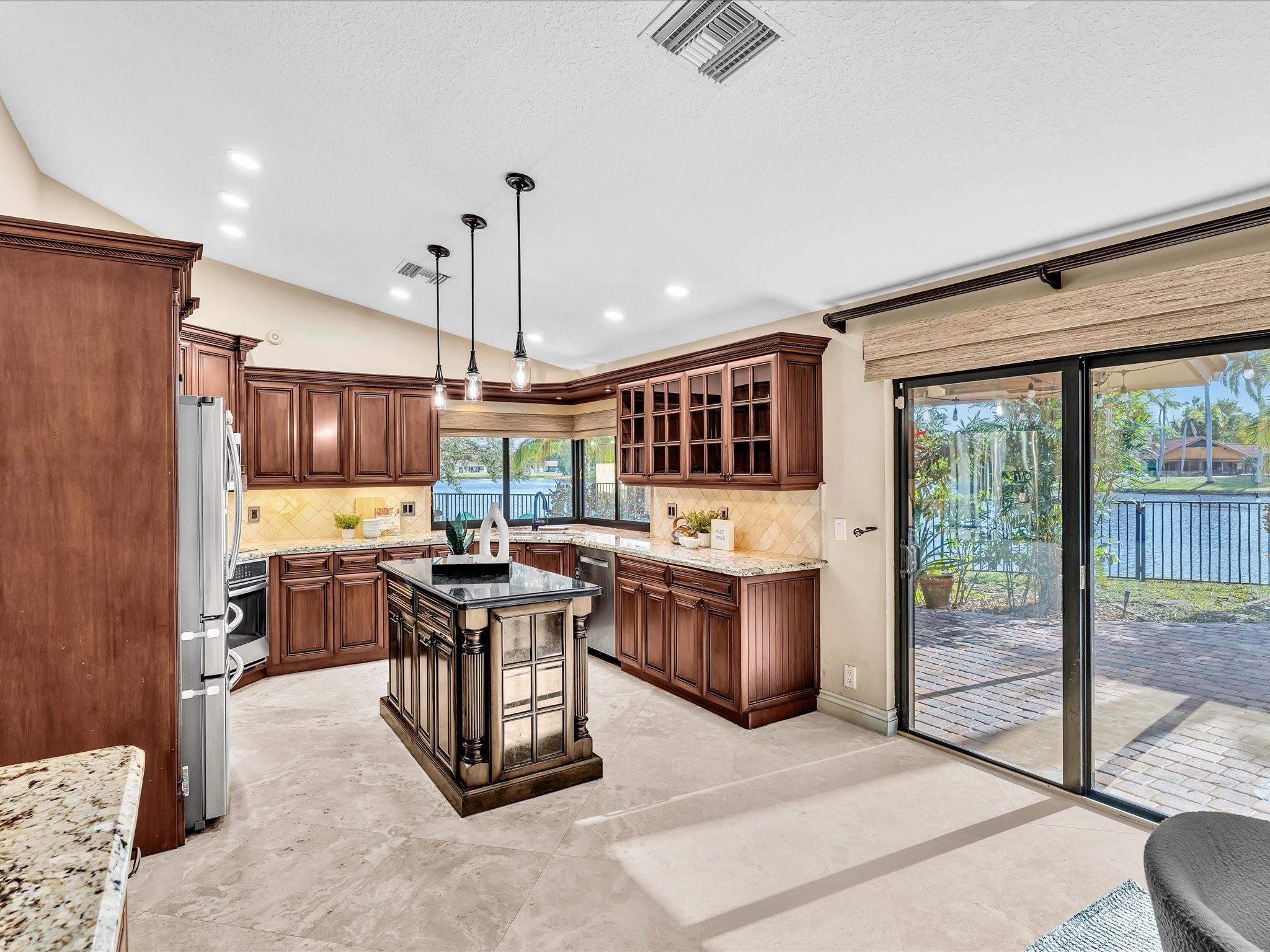 10320 NW 6th Street