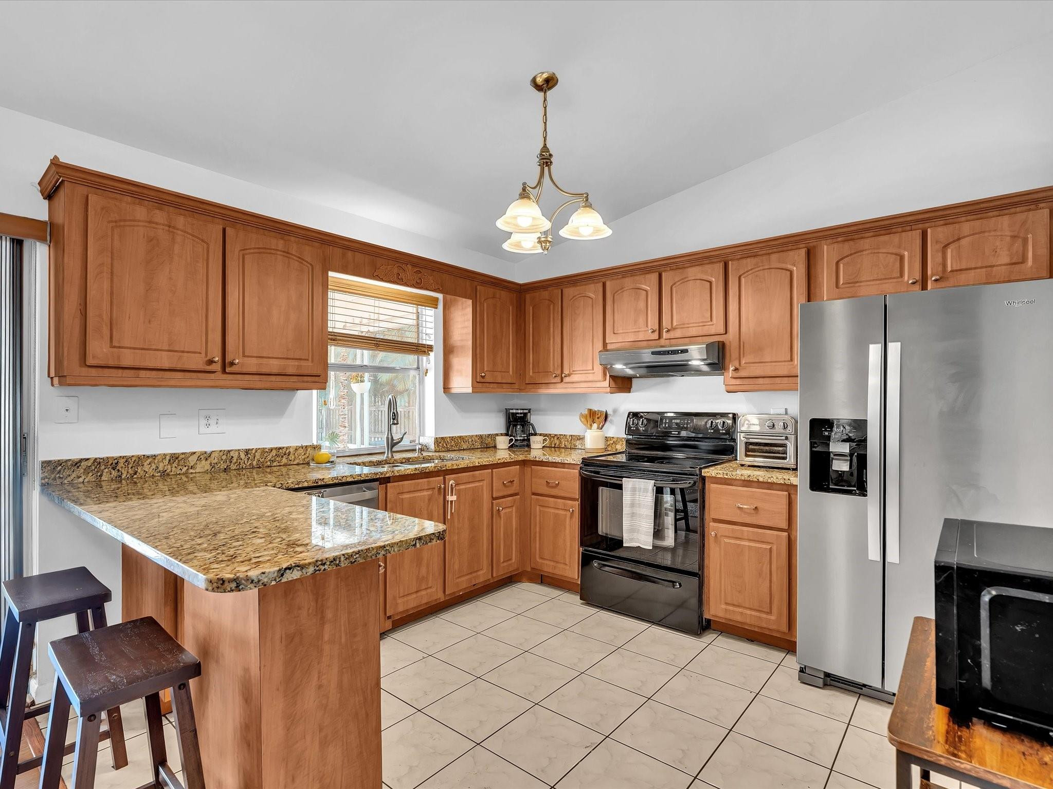 895 NW 87th Avenue