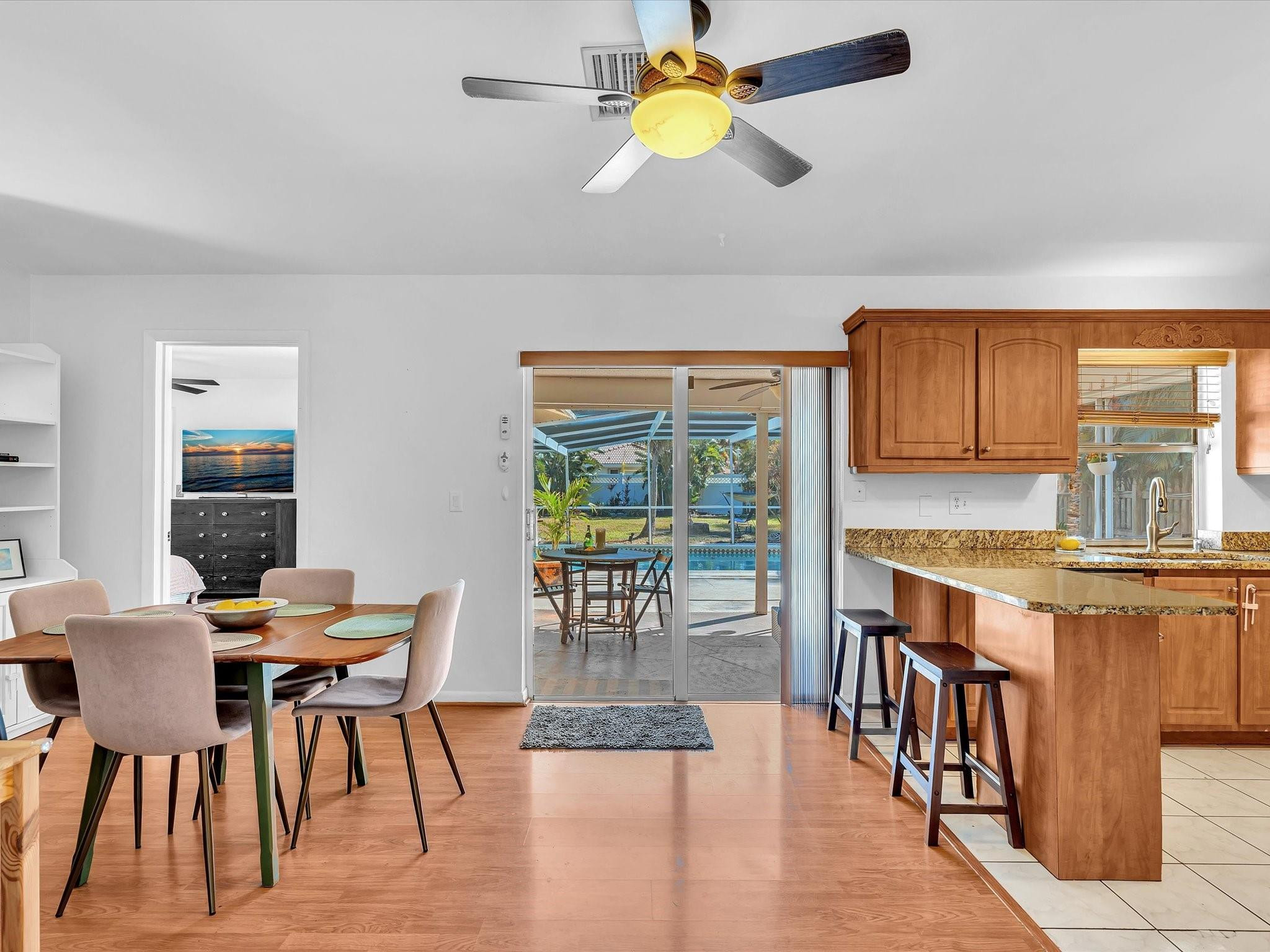 895 NW 87th Avenue