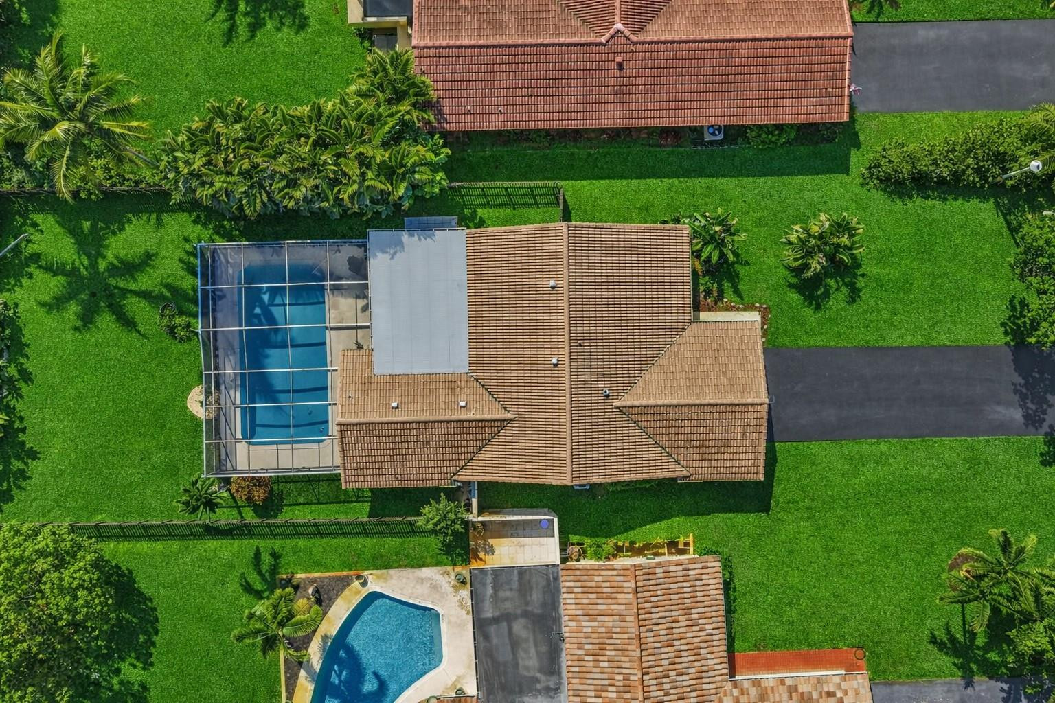 895 NW 87th Avenue