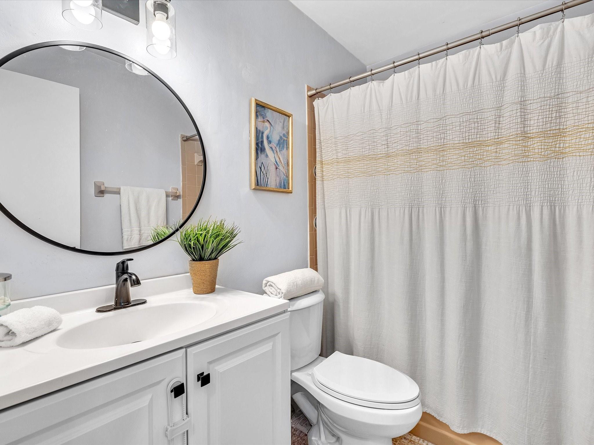 895 NW 87th Avenue