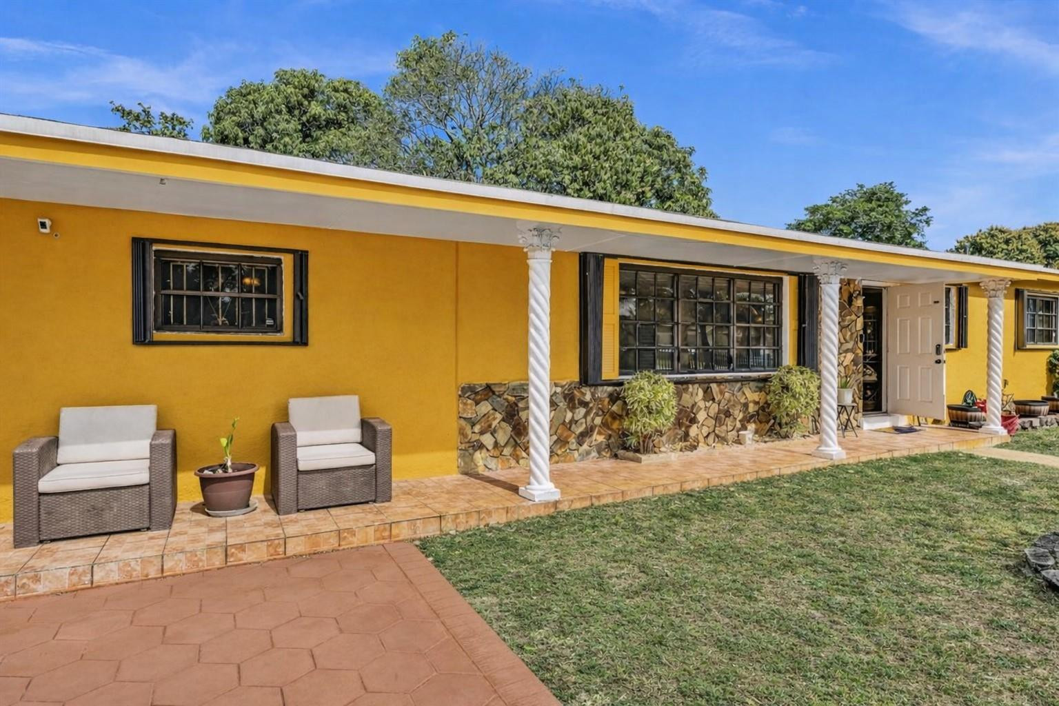 2285 NW 195th Street