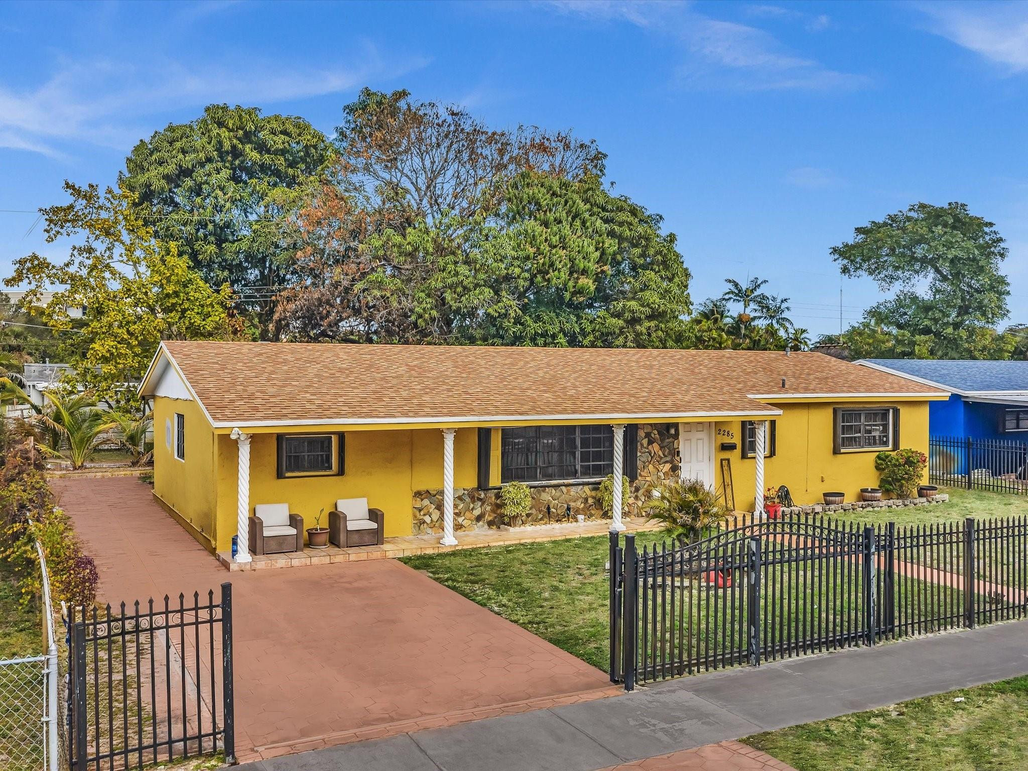 2285 NW 195th Street