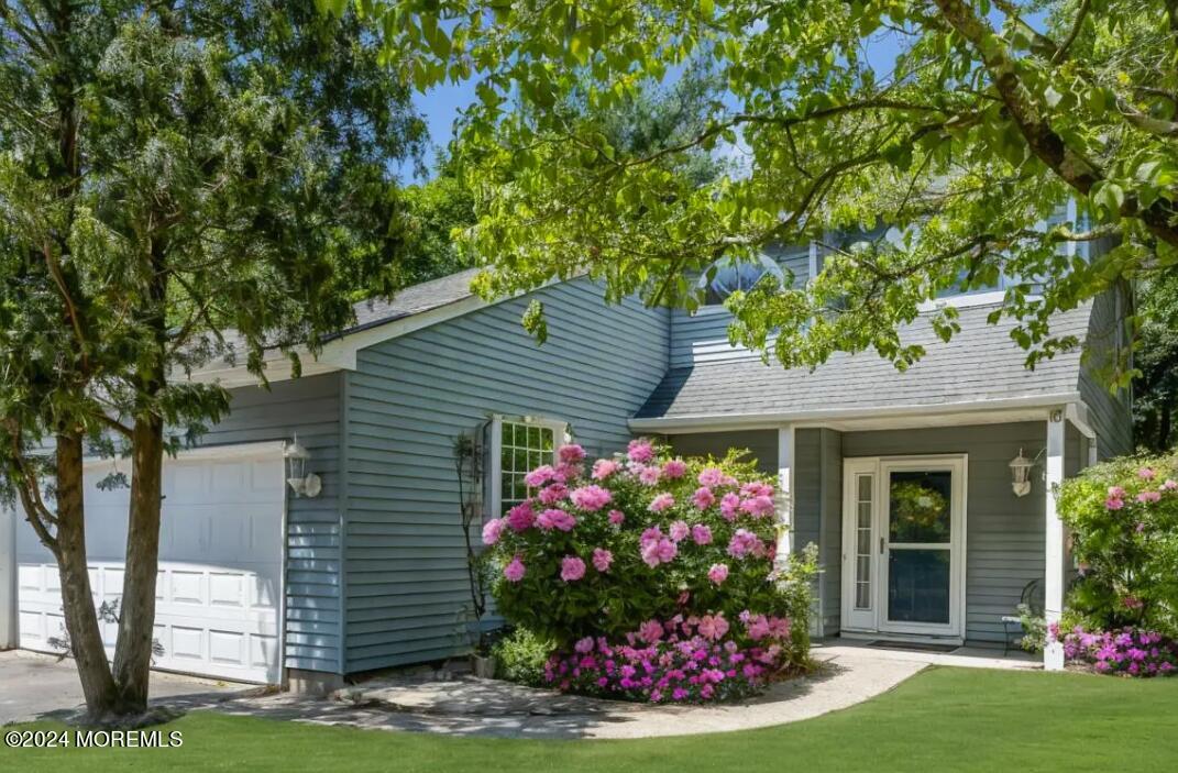 18 Mouse Creek Court