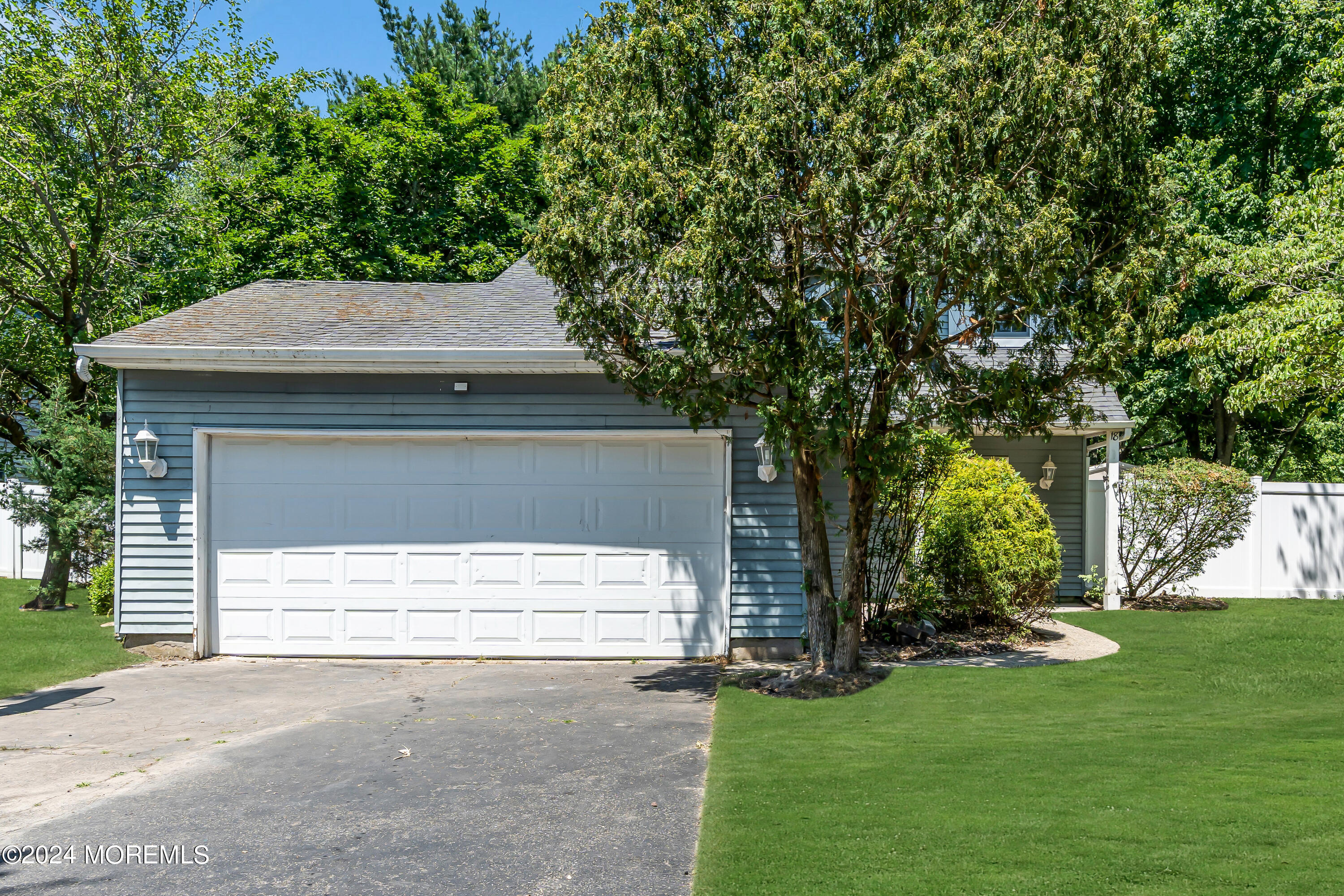 18 Mouse Creek Court