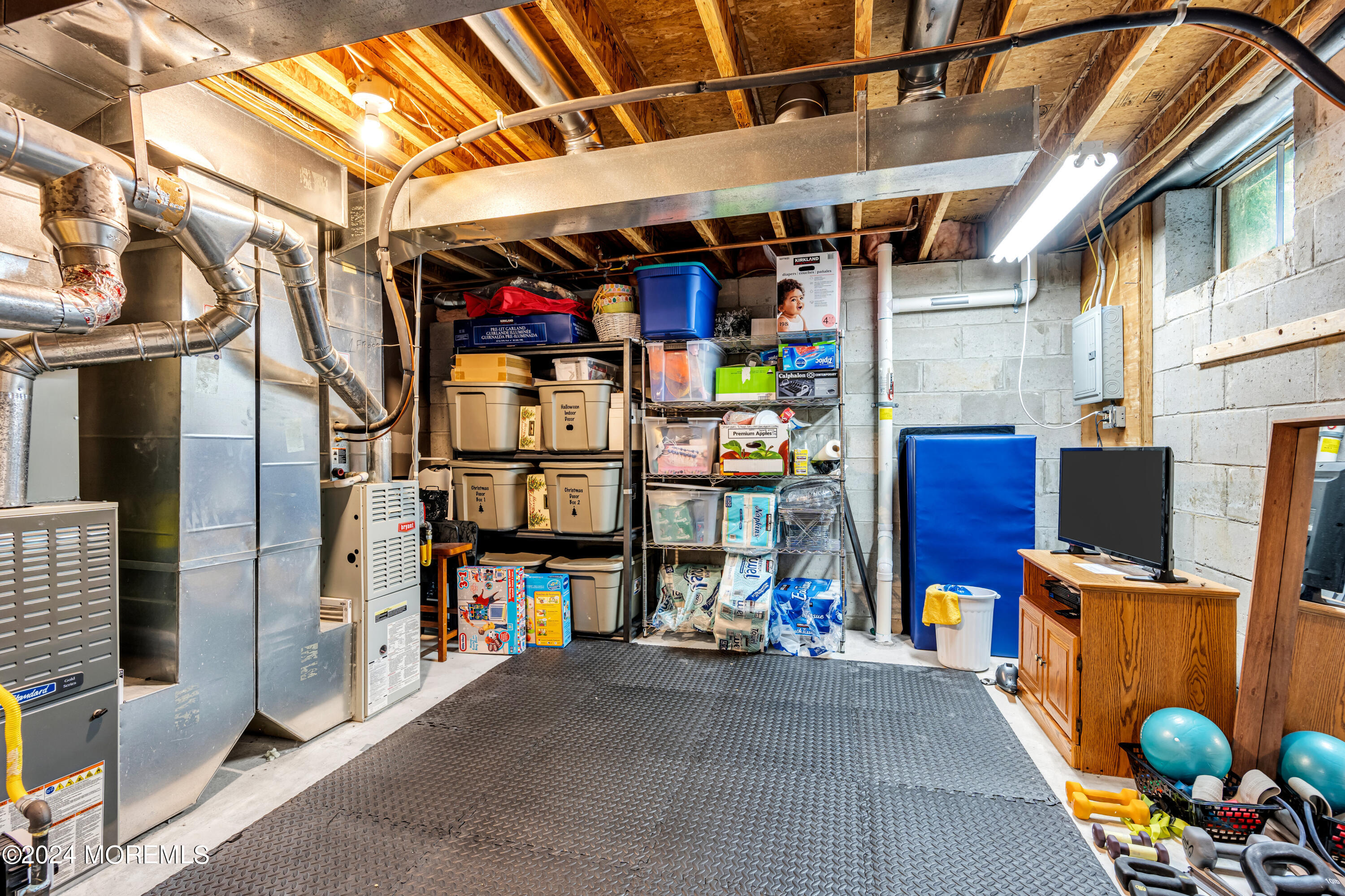24 Glacier Drive