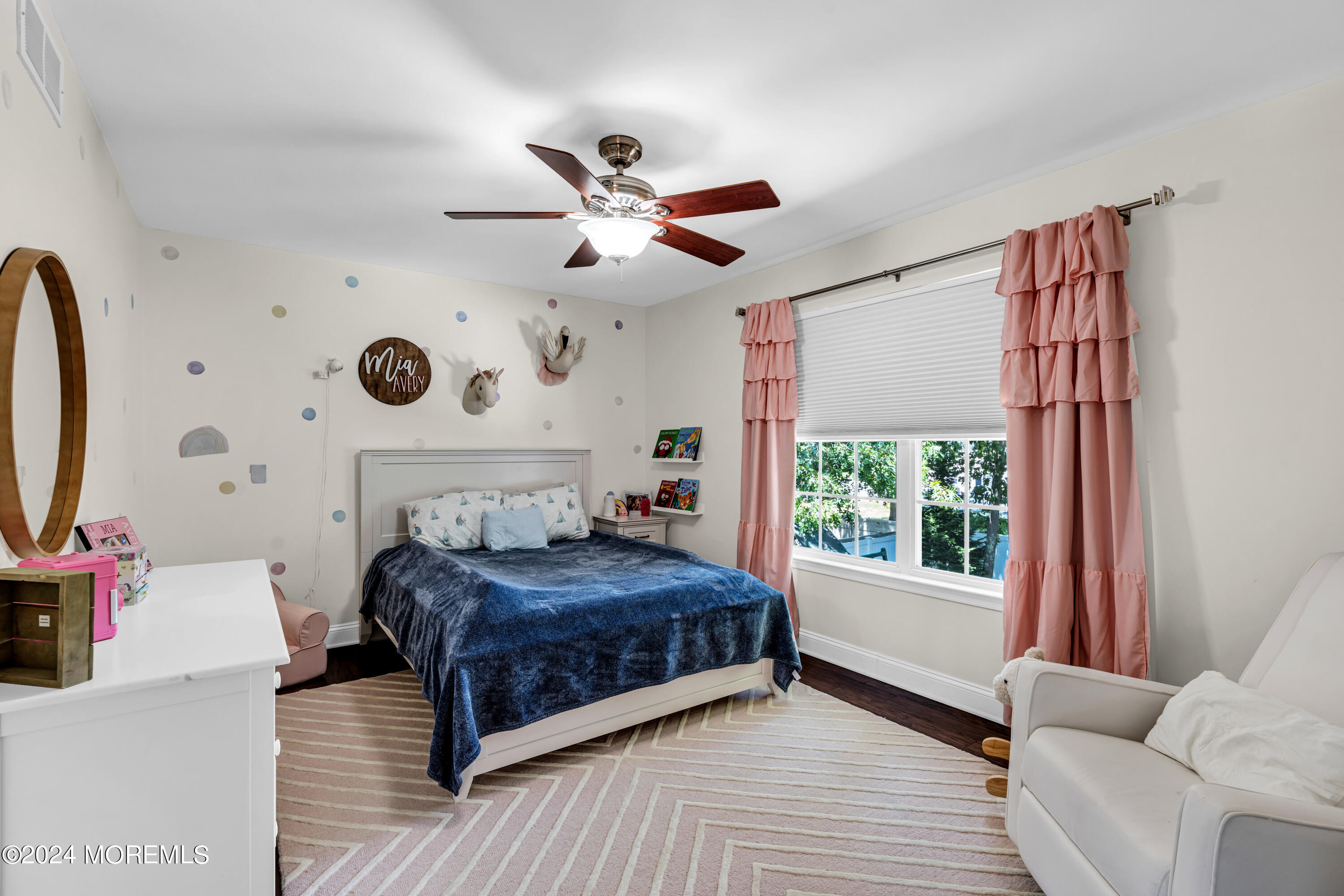 24 Glacier Drive