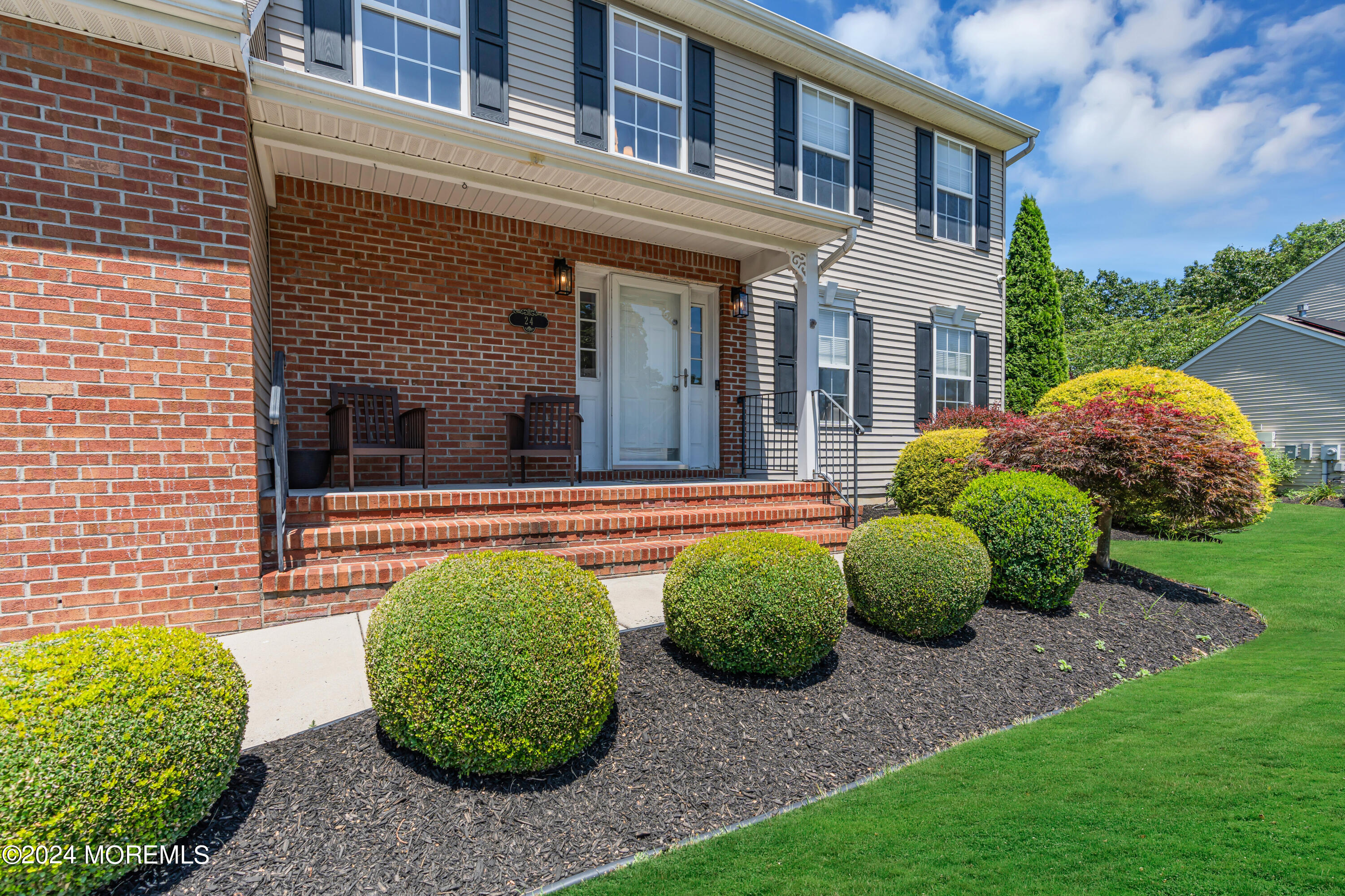 24 Glacier Drive