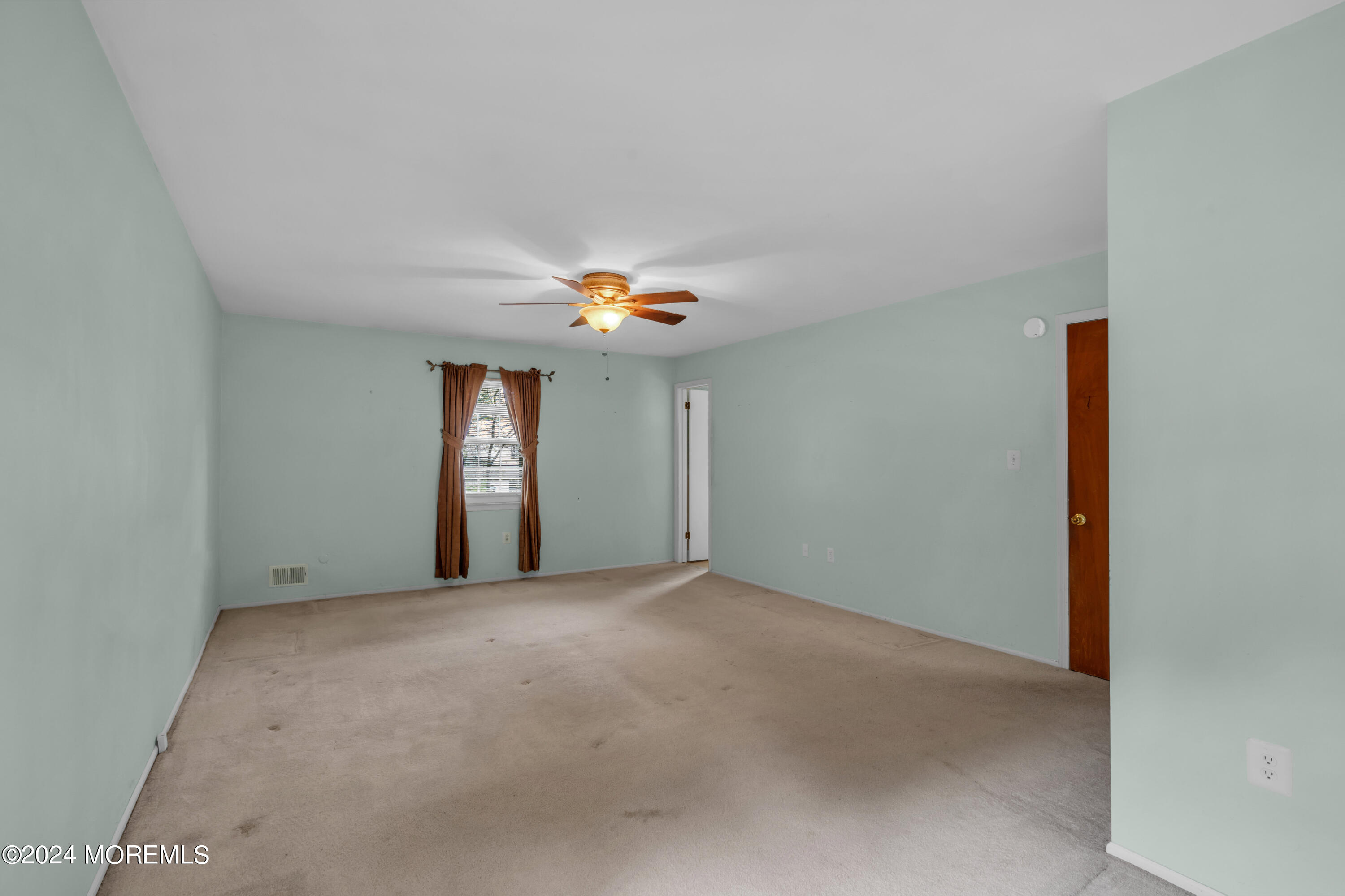 21 Ford Drive
