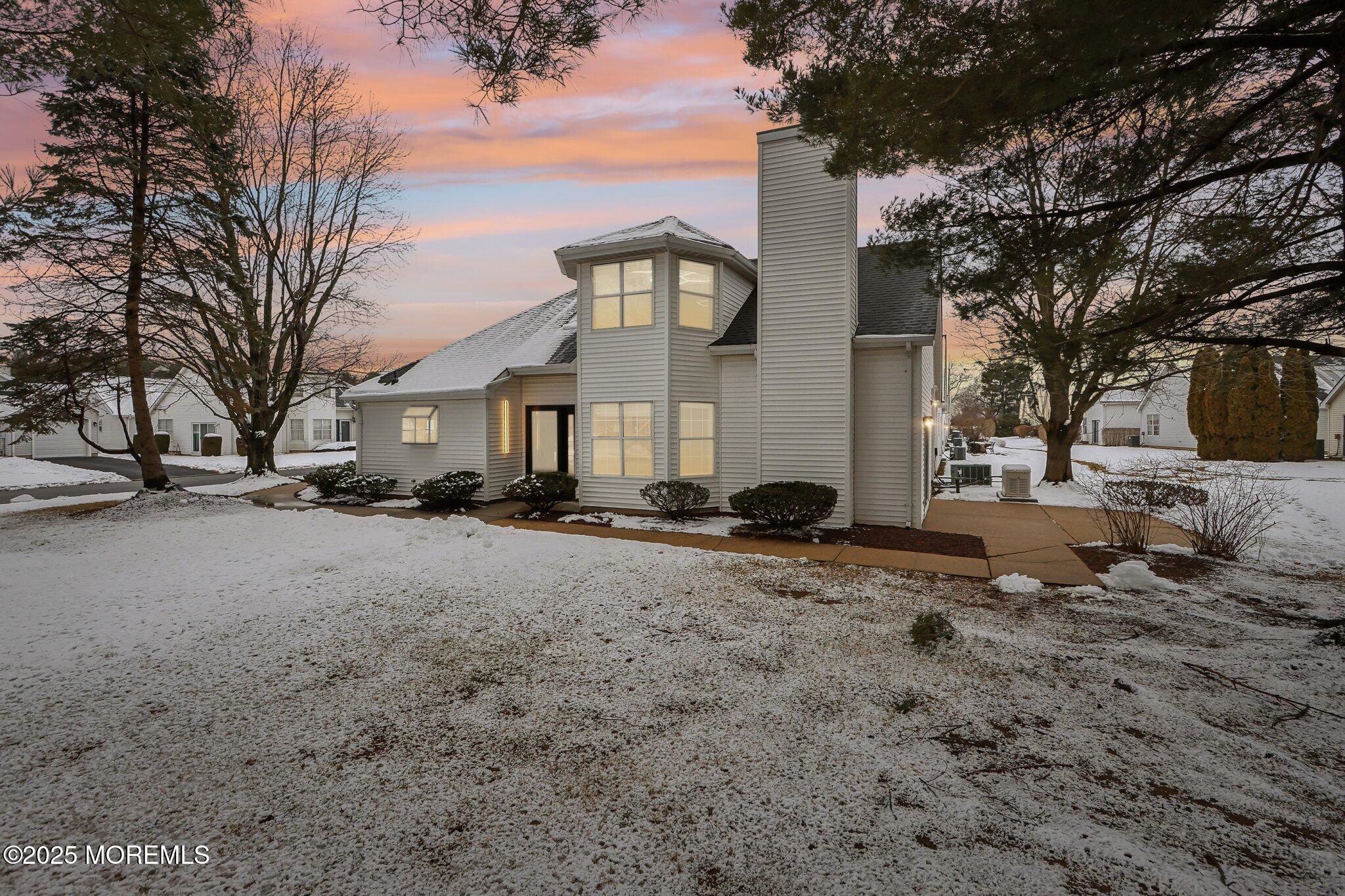 165 Loganberry Lane