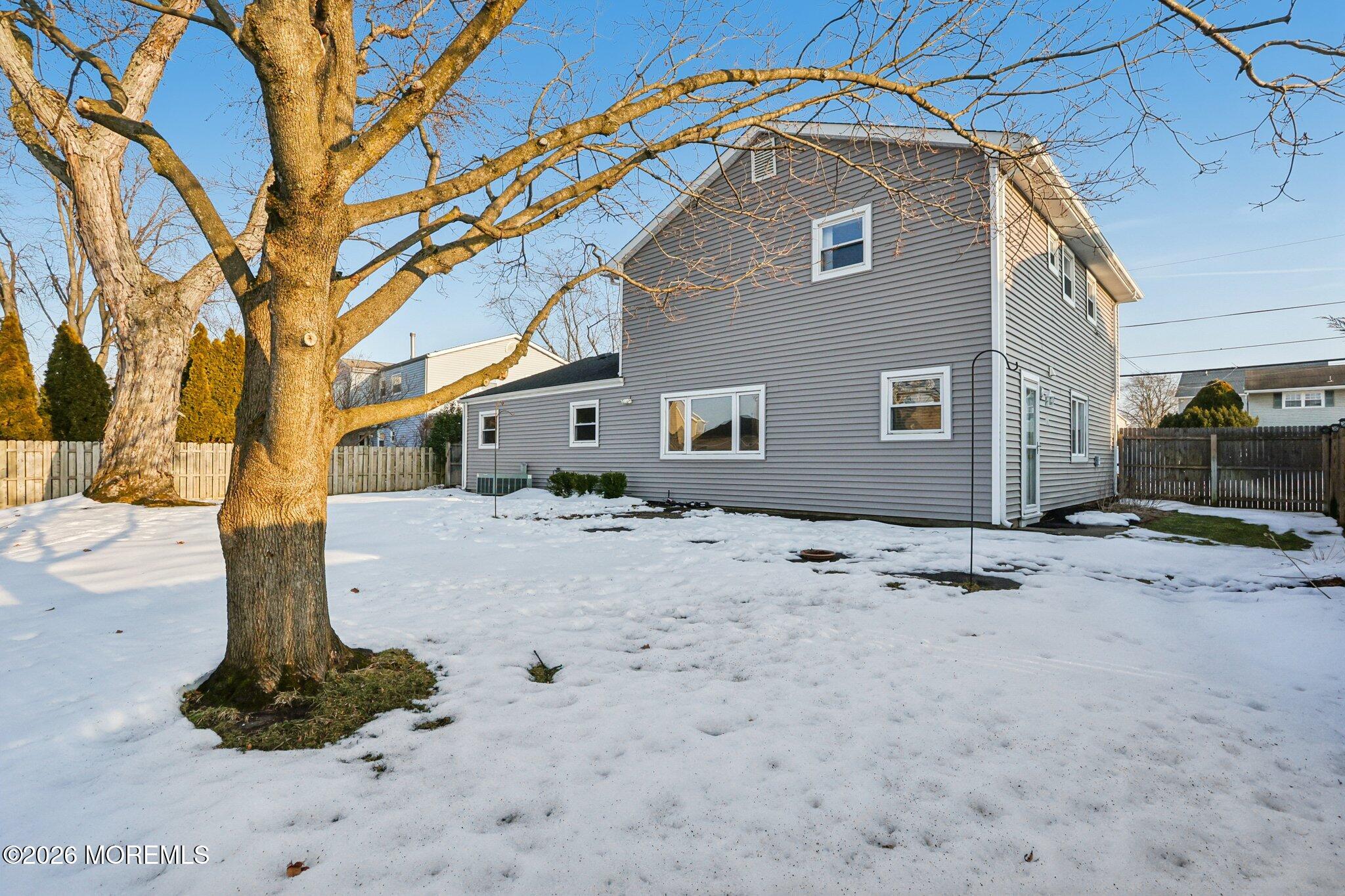 13 Cresci Boulevard