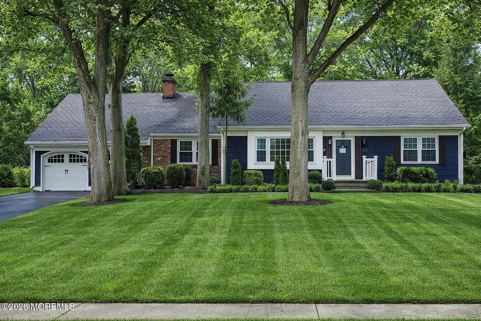 84 Robbins Court