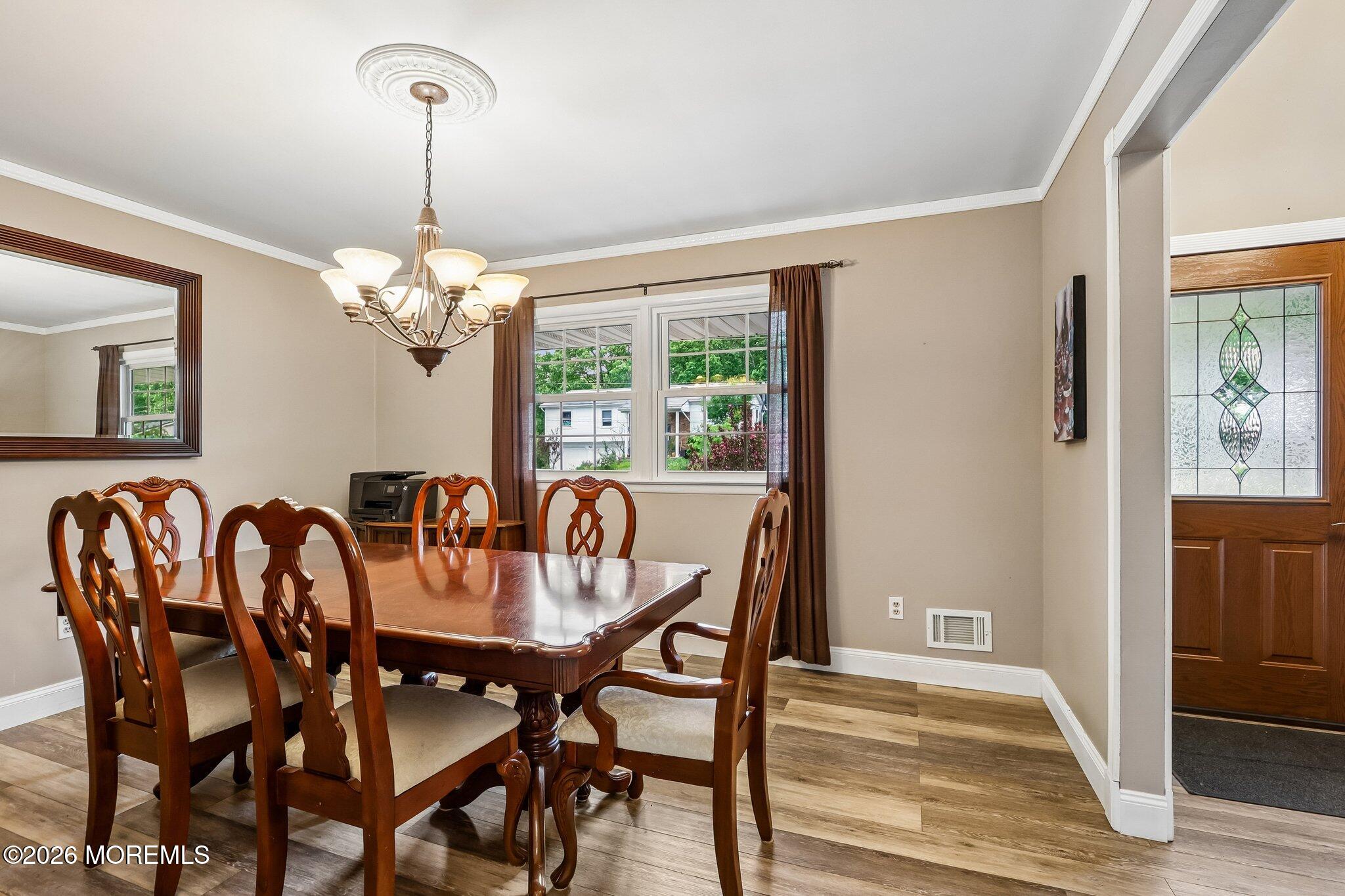 5 Sugarbush Road