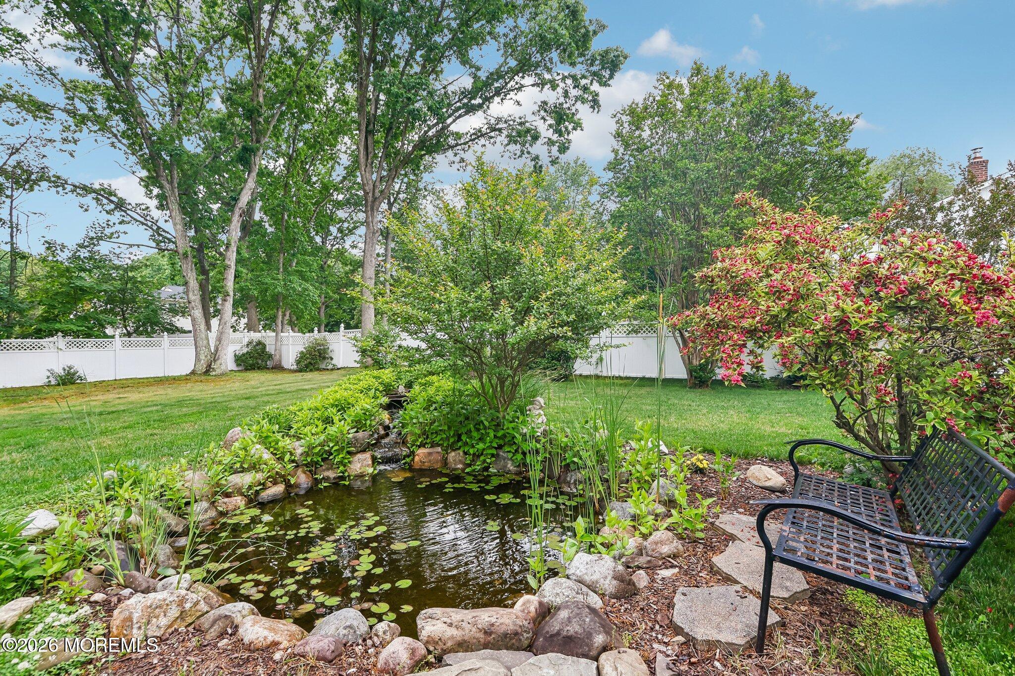 5 Sugarbush Road