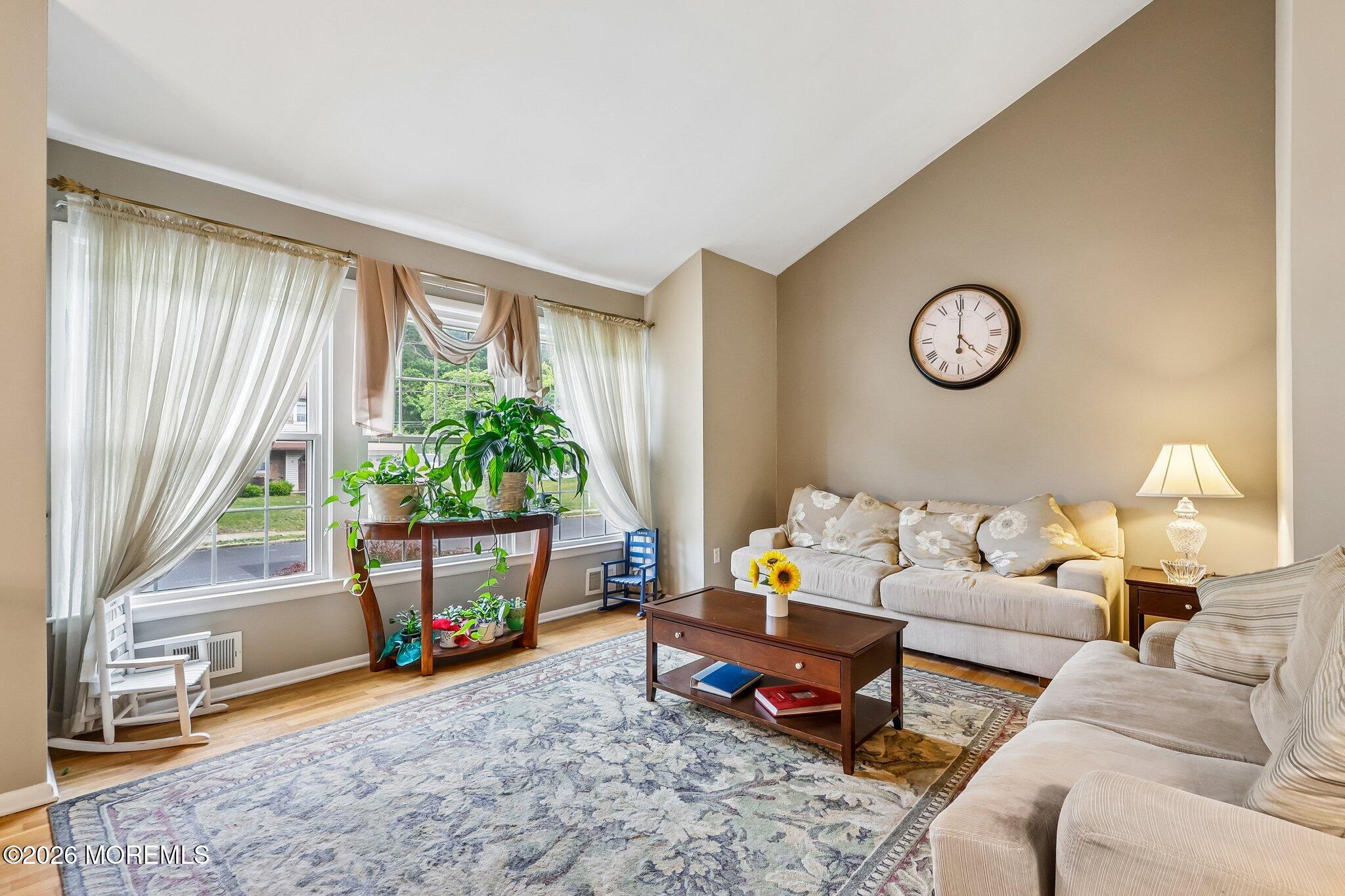 5 Sugarbush Road