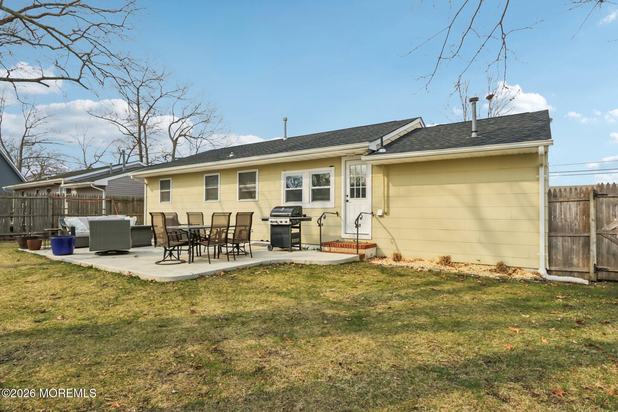 631 Twin River Drive