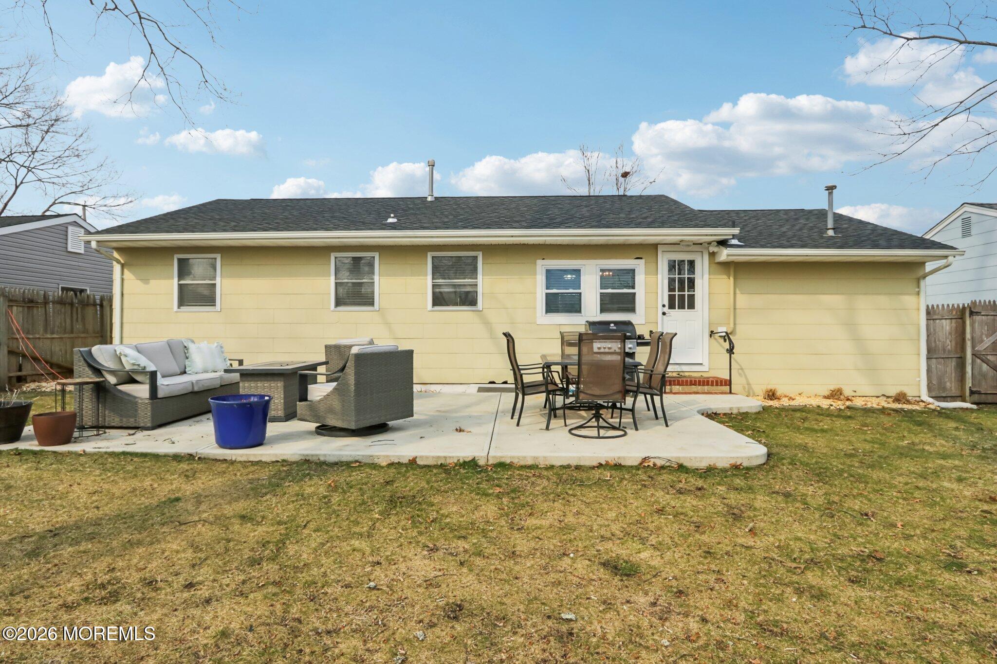 631 Twin River Drive