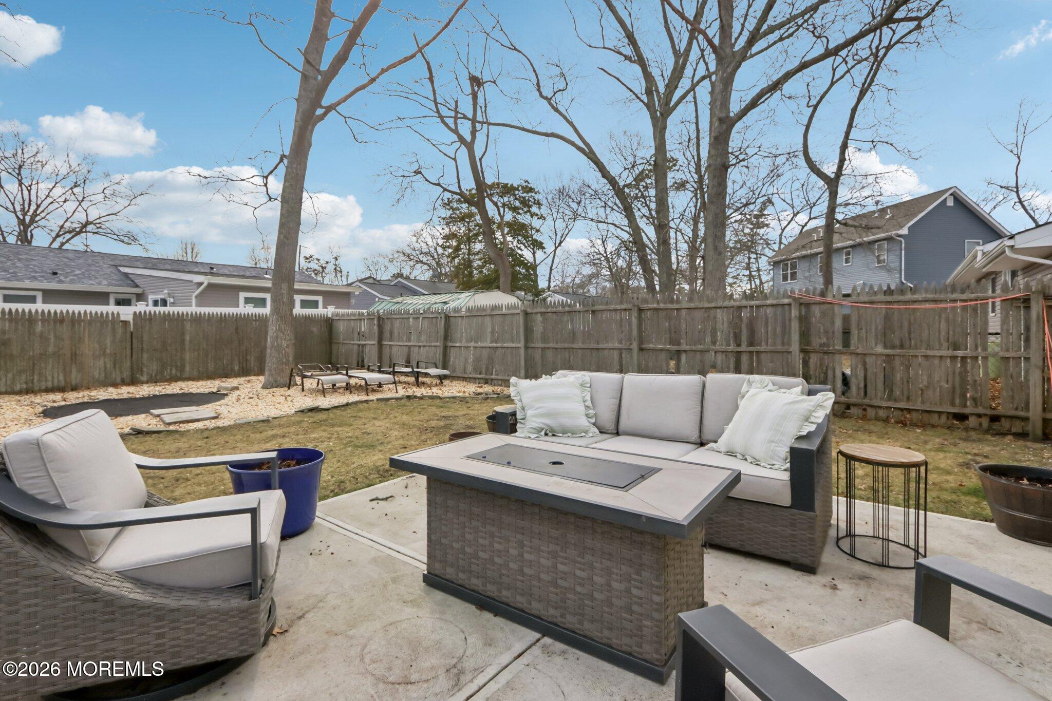 631 Twin River Drive