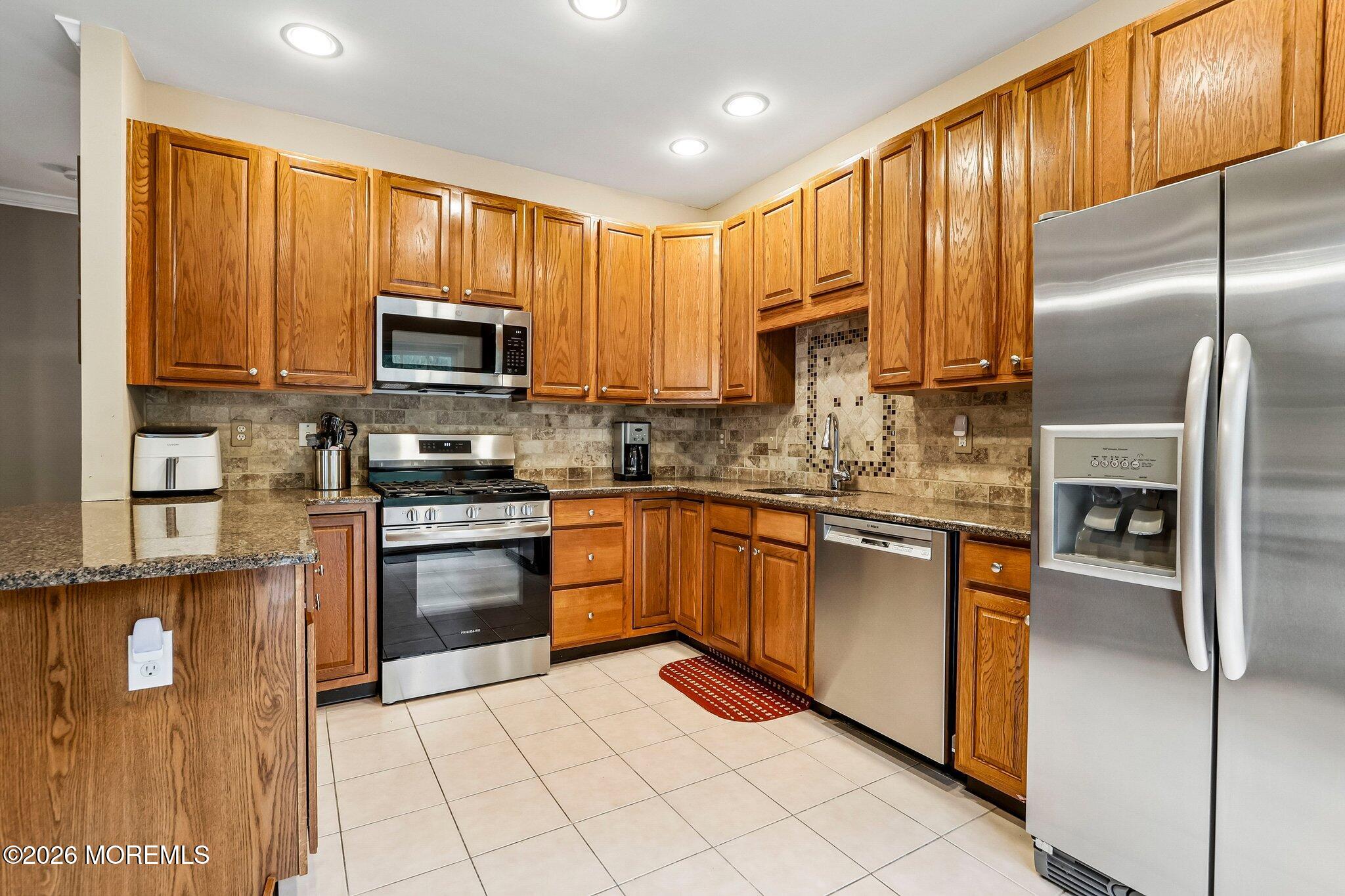 77 Deepwater Circle