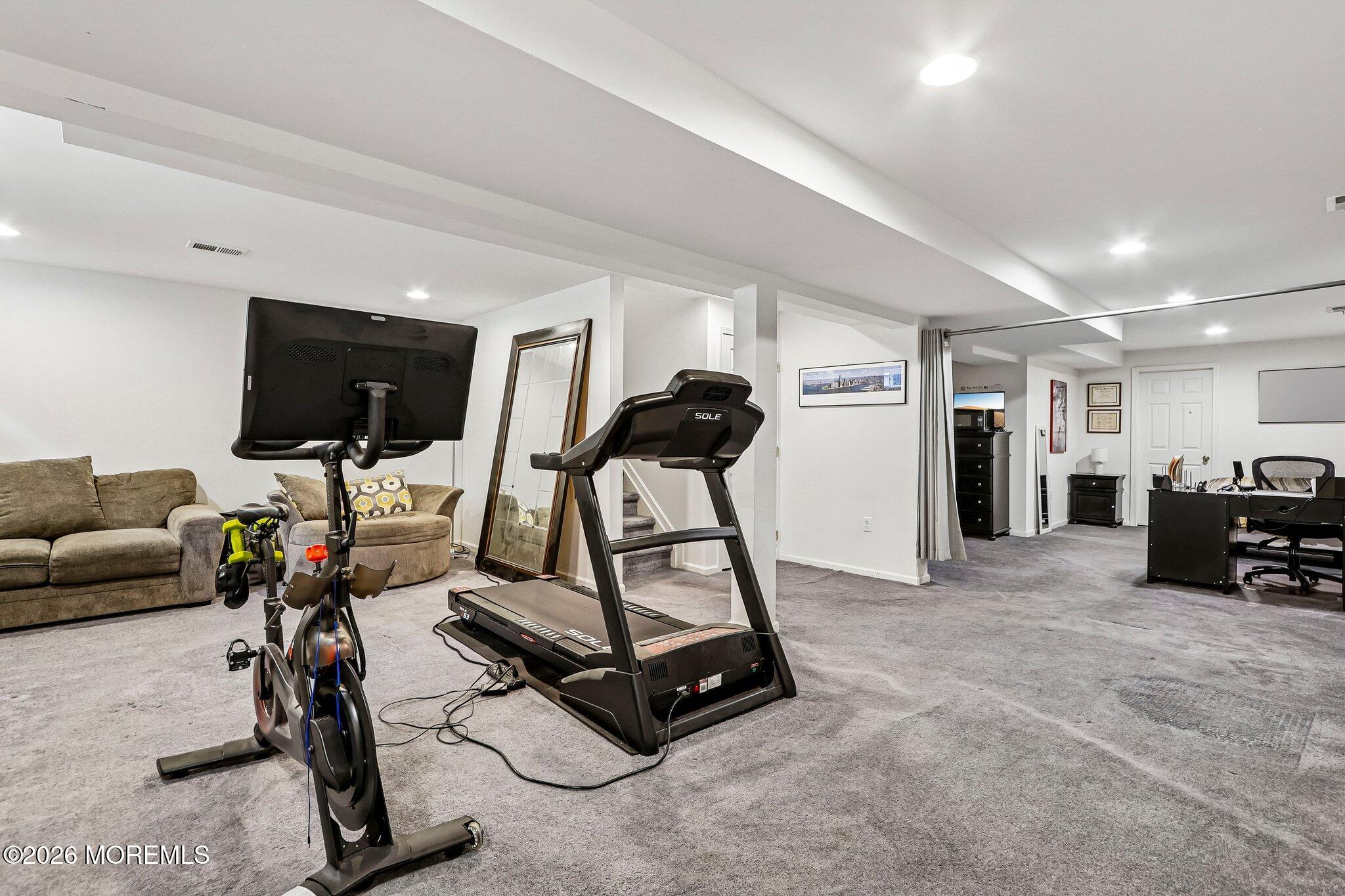 77 Deepwater Circle
