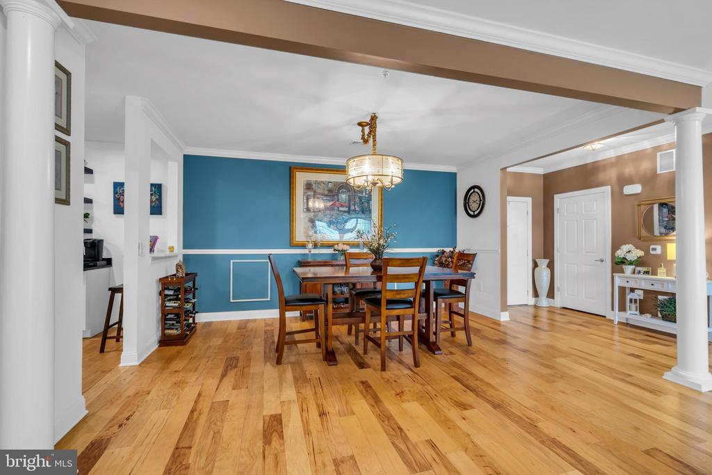 105 CANTERBURY LANE