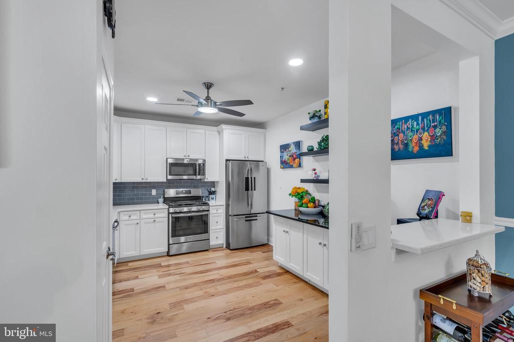 105 CANTERBURY LANE