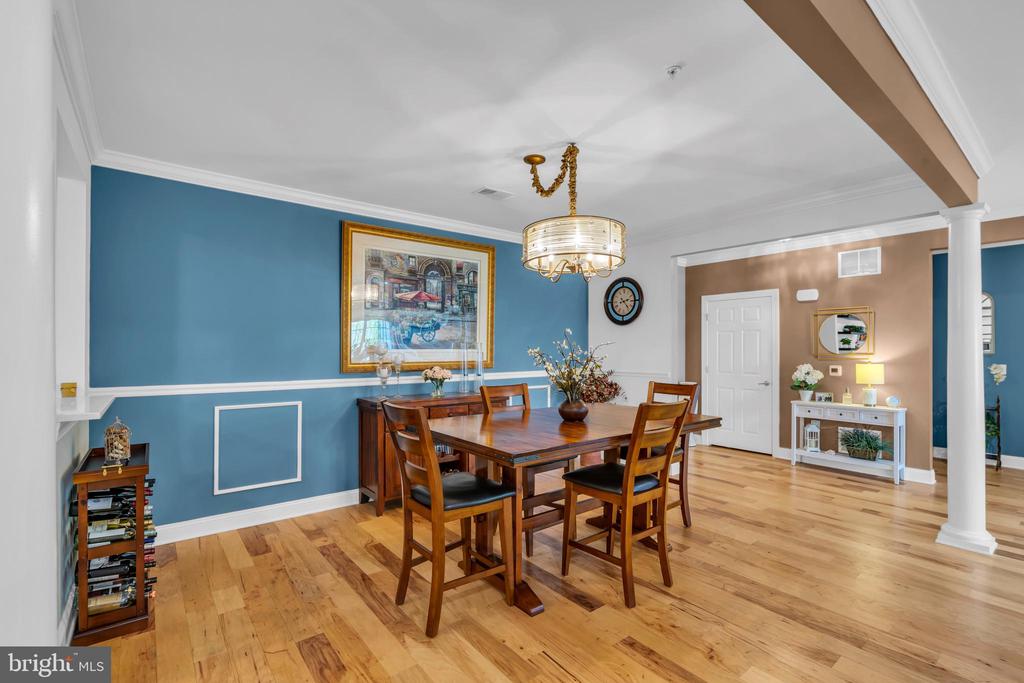 105 CANTERBURY LANE