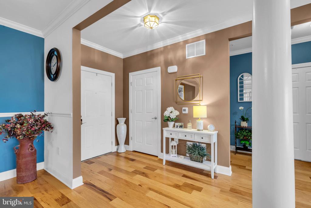 105 CANTERBURY LANE