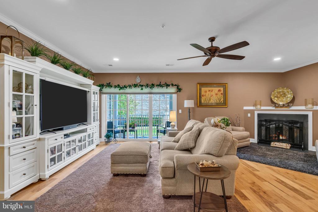 105 CANTERBURY LANE