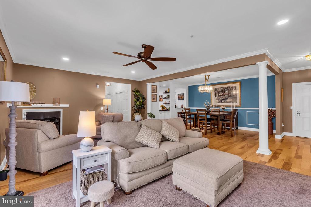 105 CANTERBURY LANE