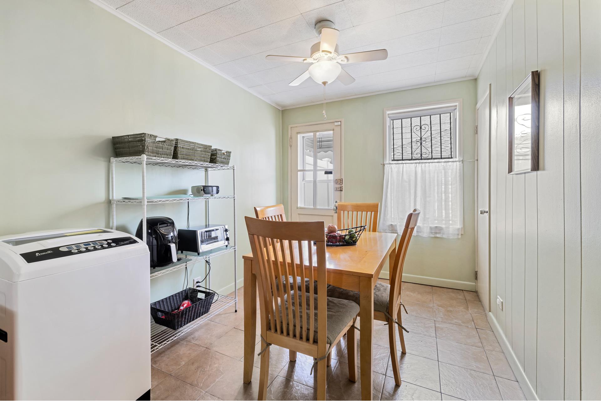 3417 Ave I