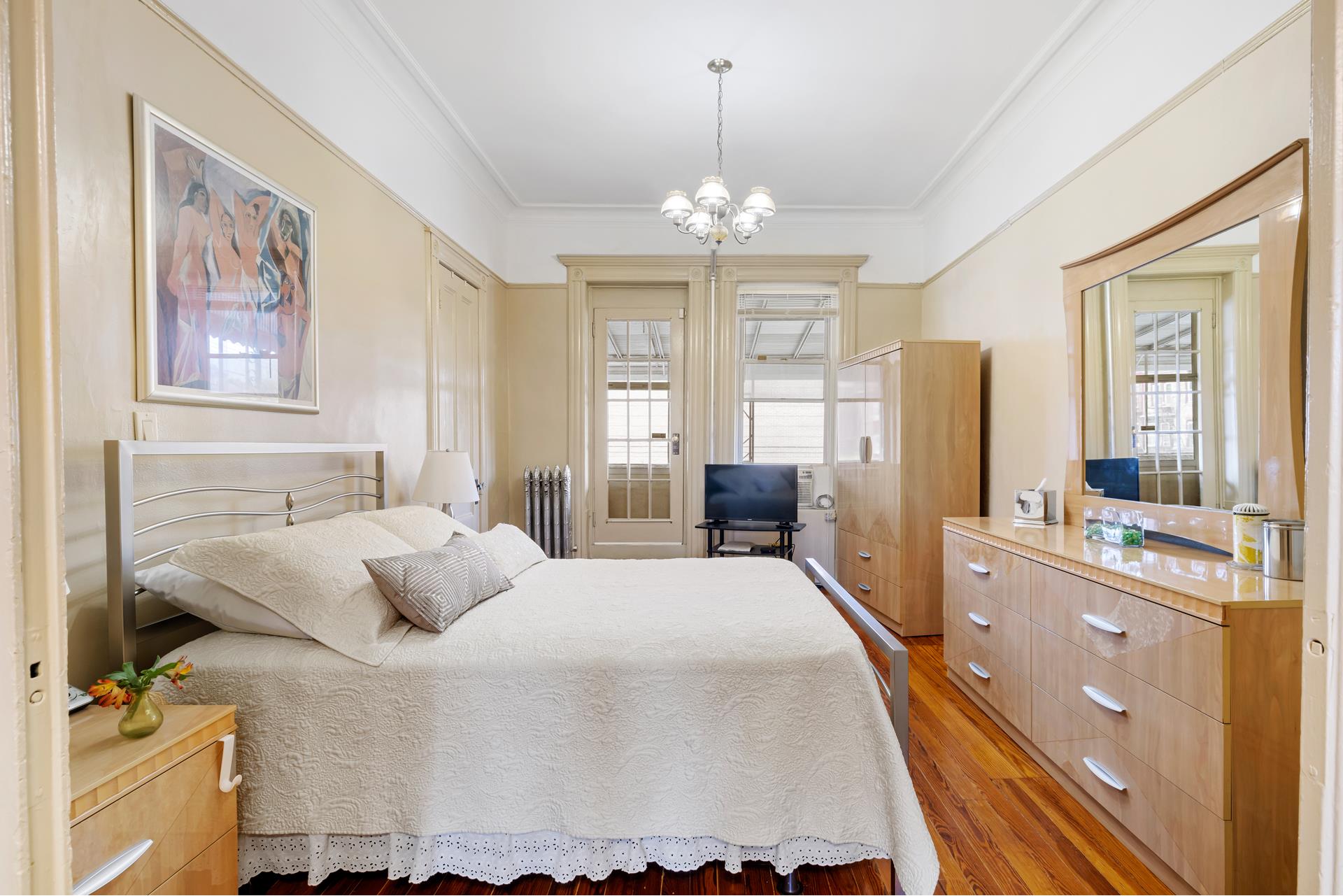 3417 Ave I