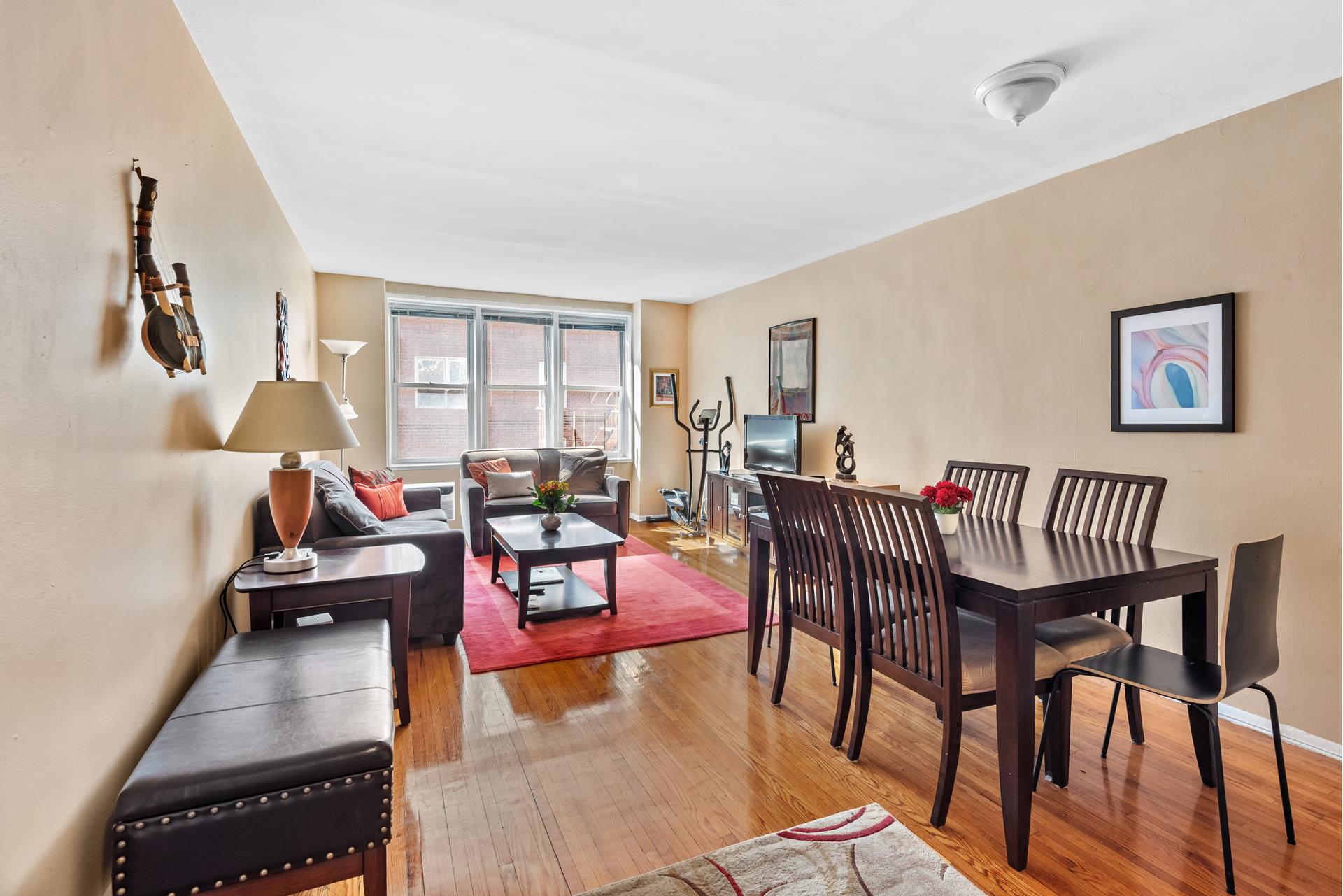 400 E 17TH Street 300