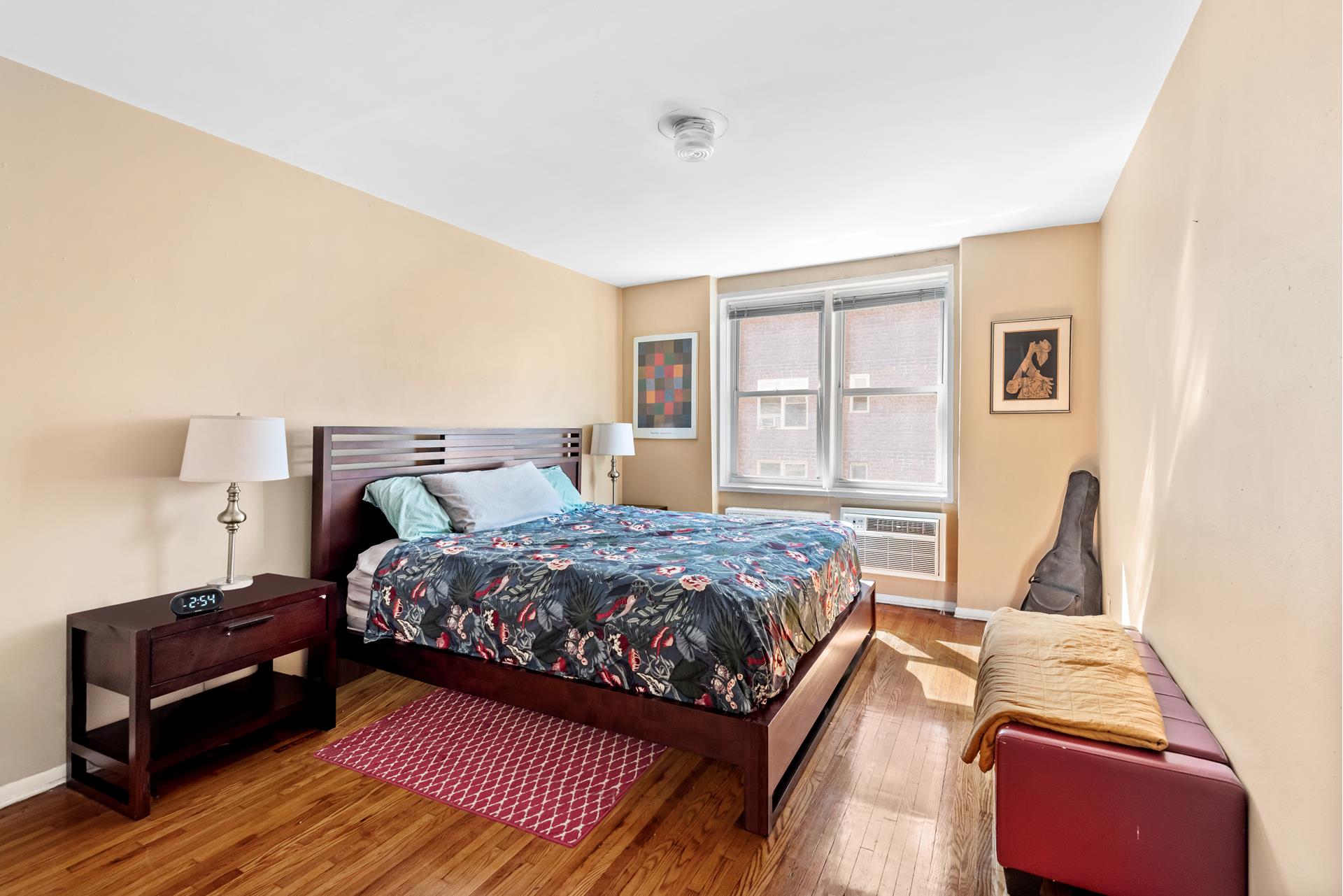 400 E 17TH Street 300