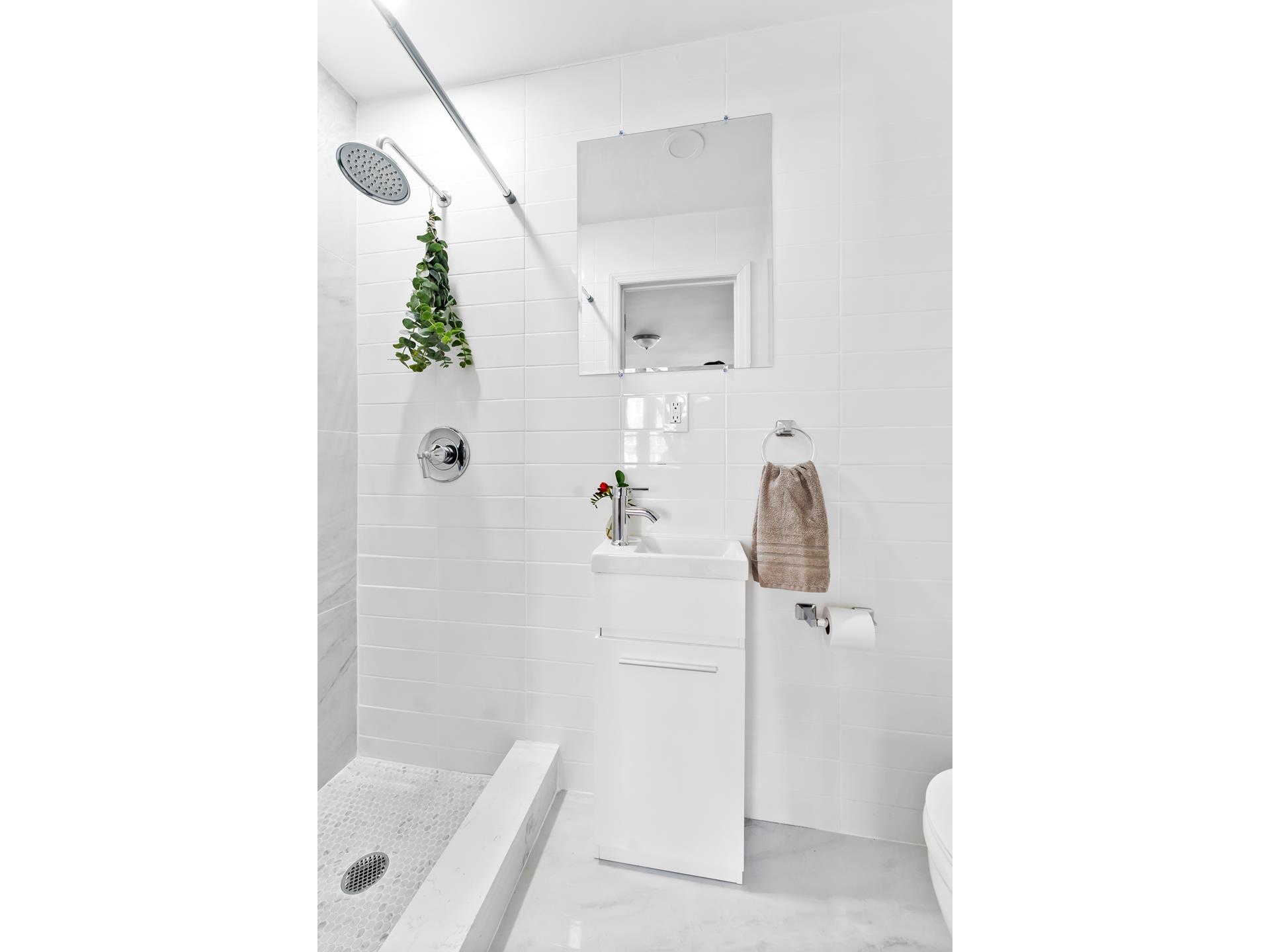 415 ARGYLE Road 3M