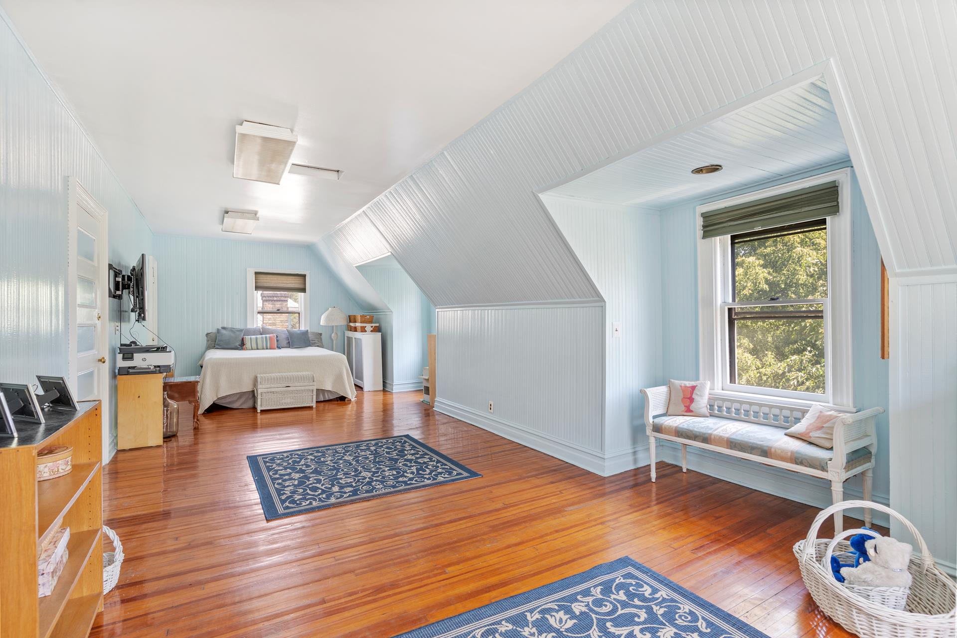 152 STRATFORD Road