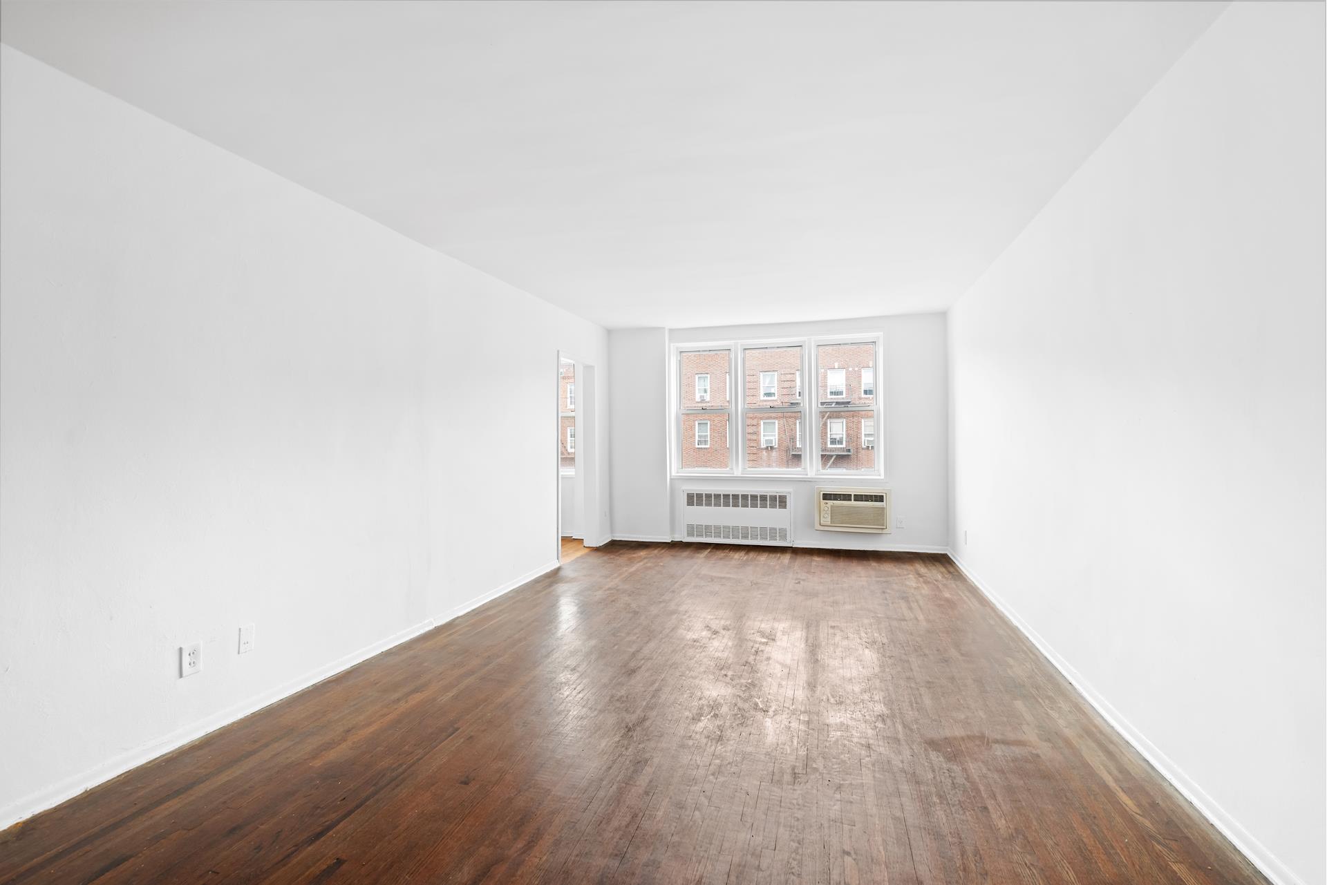 400 E 17TH Street 608