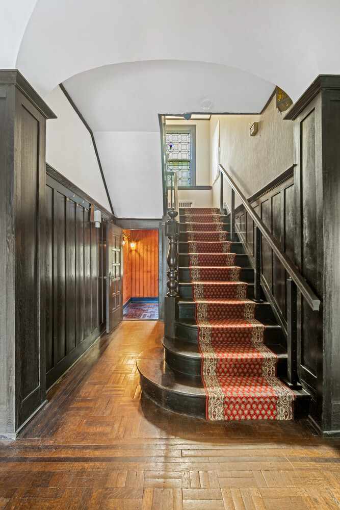 209 ARGYLE Road HOUSE