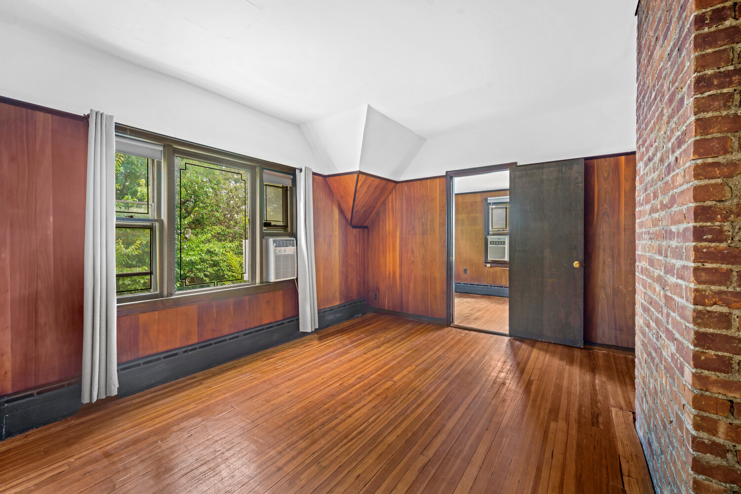 209 ARGYLE Road HOUSE