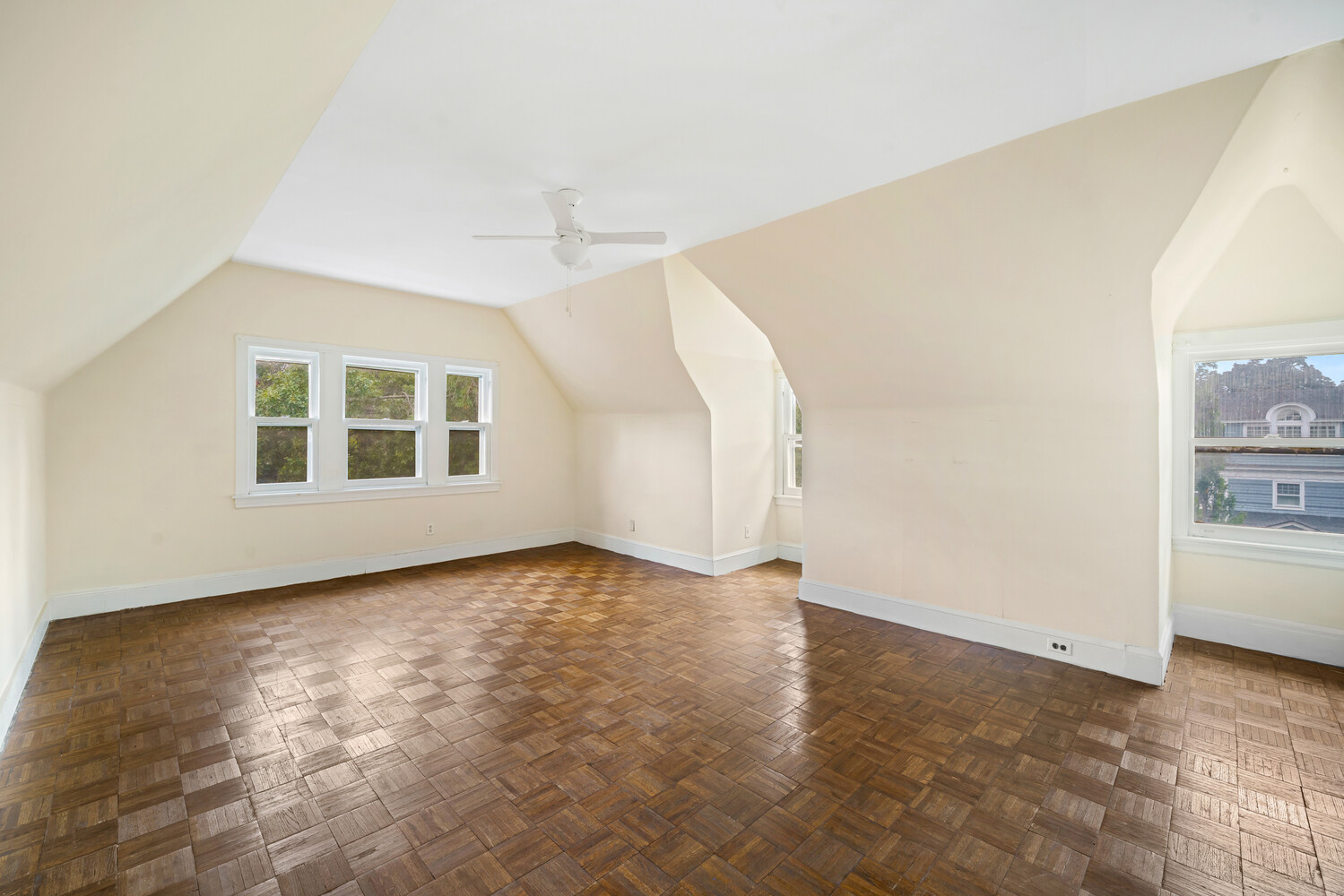 209 ARGYLE Road HOUSE