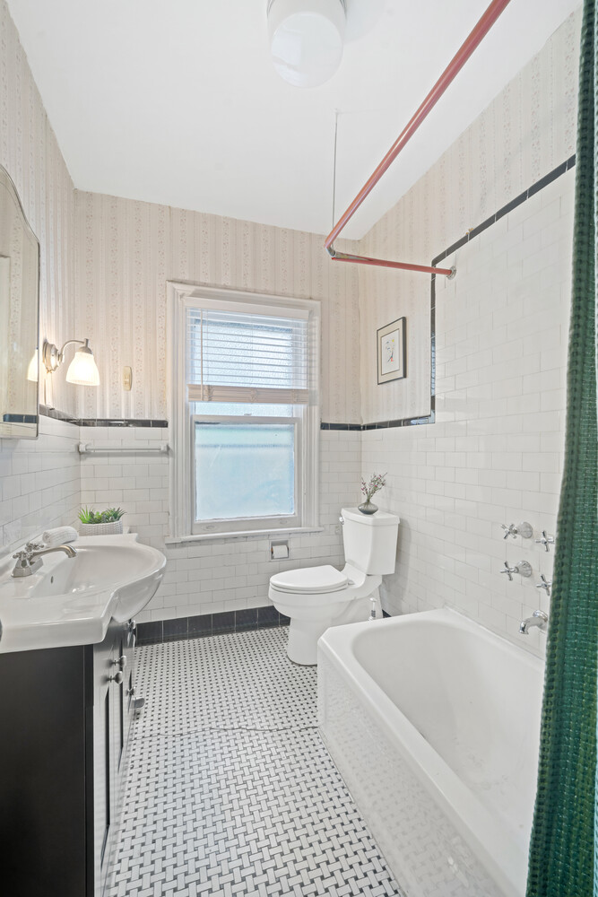 209 ARGYLE Road HOUSE