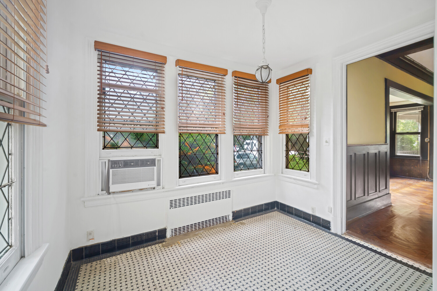 209 ARGYLE Road HOUSE