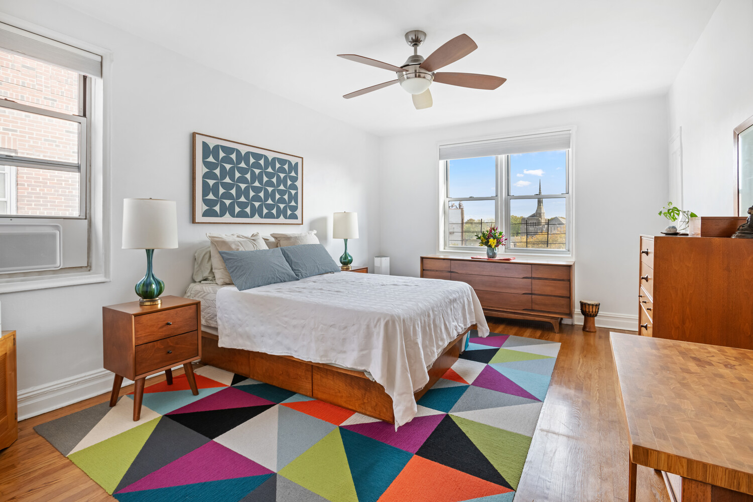 1825 FOSTER Avenue 6J