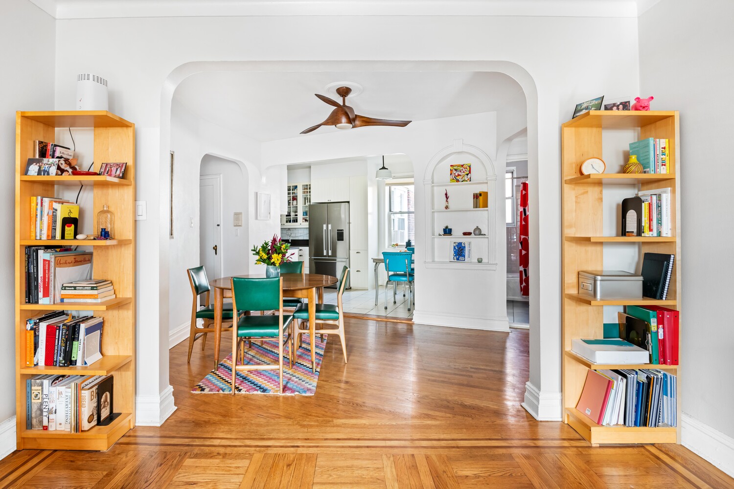 1825 FOSTER Avenue 6J