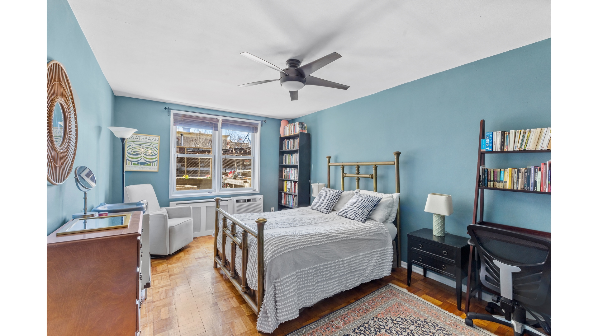 400 E 17TH Street 201