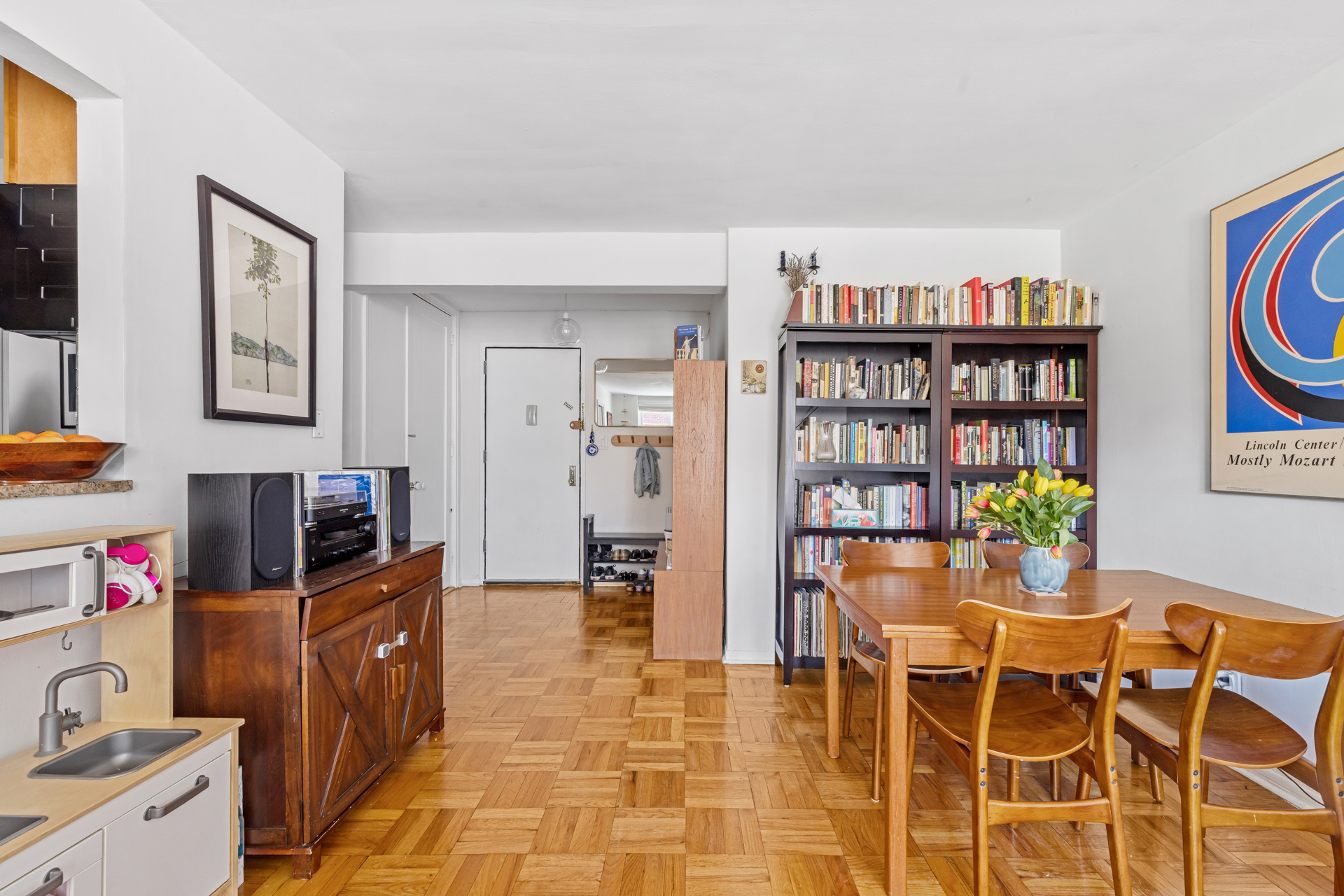 400 E 17TH Street 201