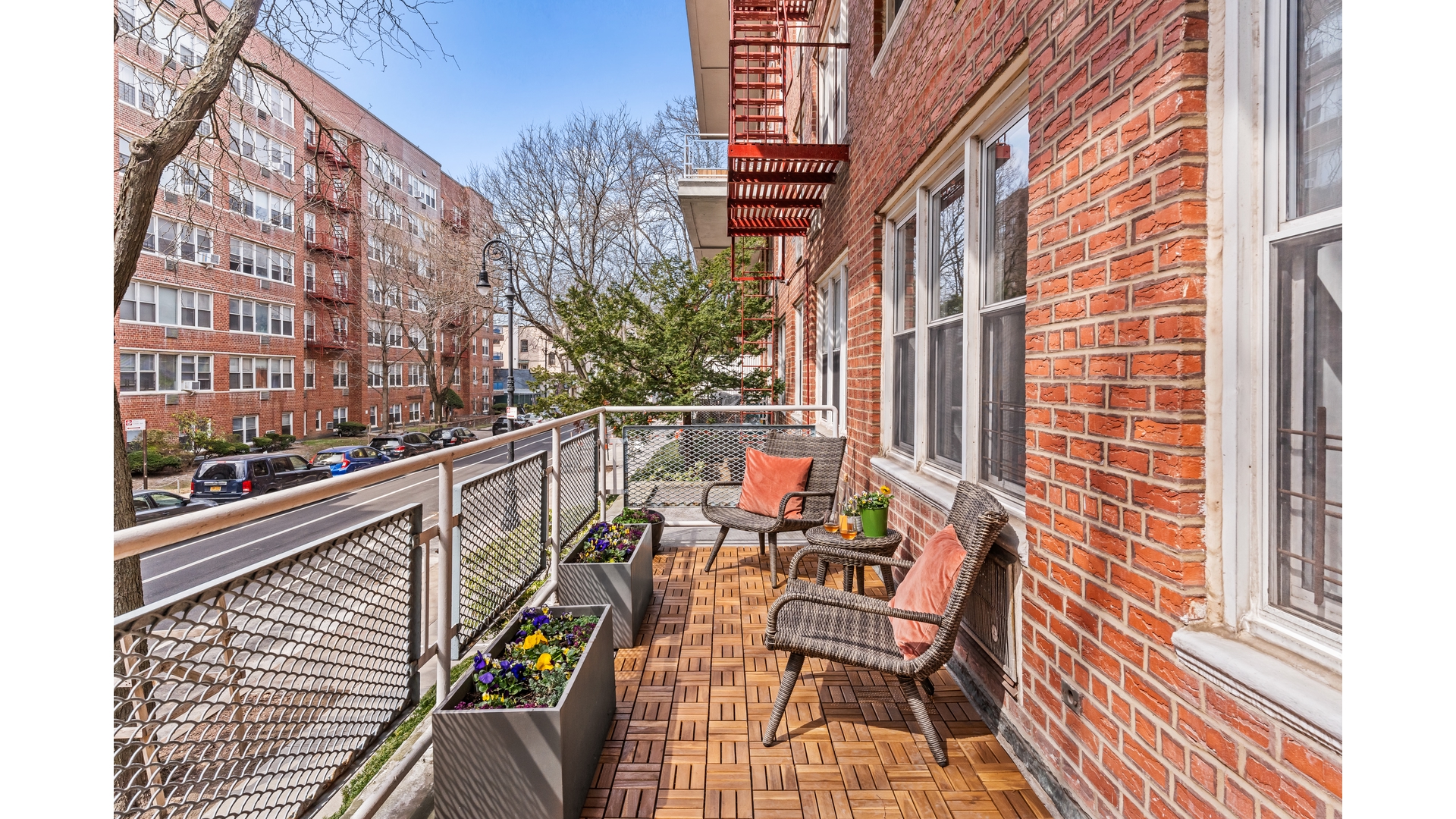 415 ARGYLE Road 2/3L
