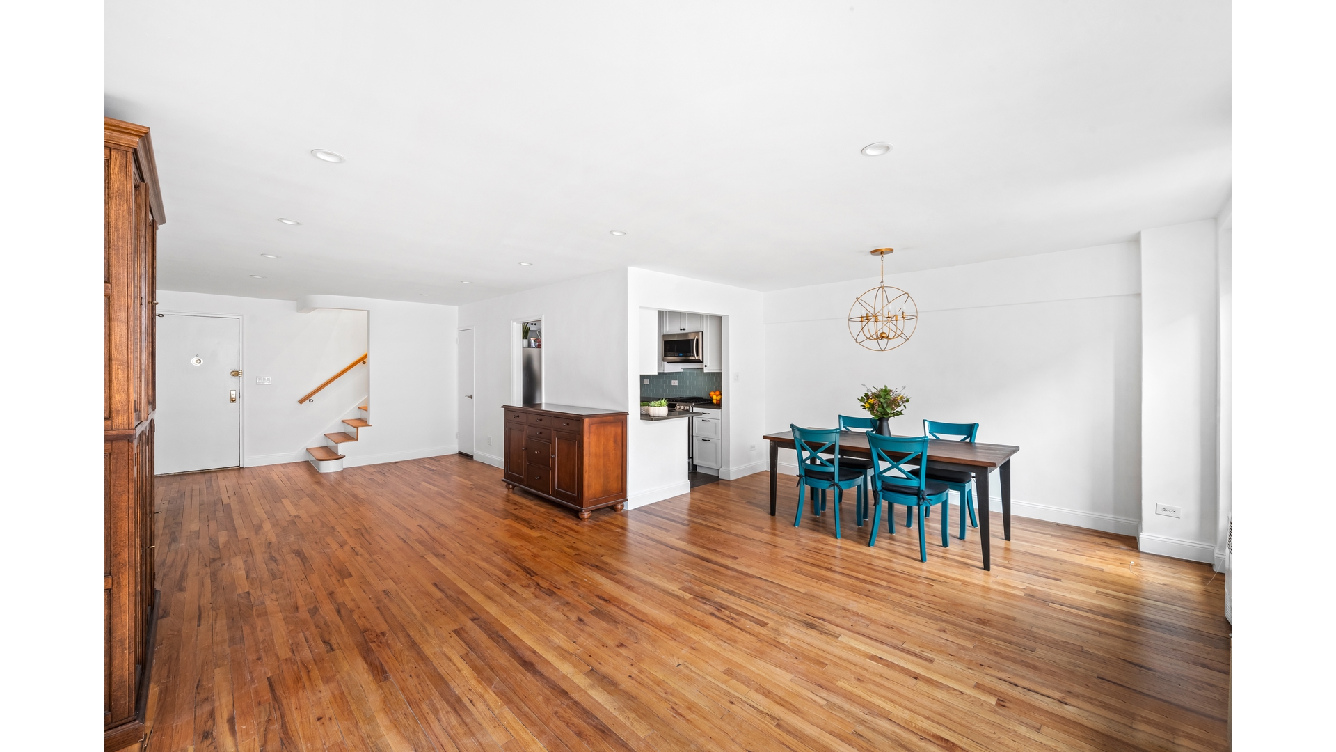 415 ARGYLE Road 2/3L