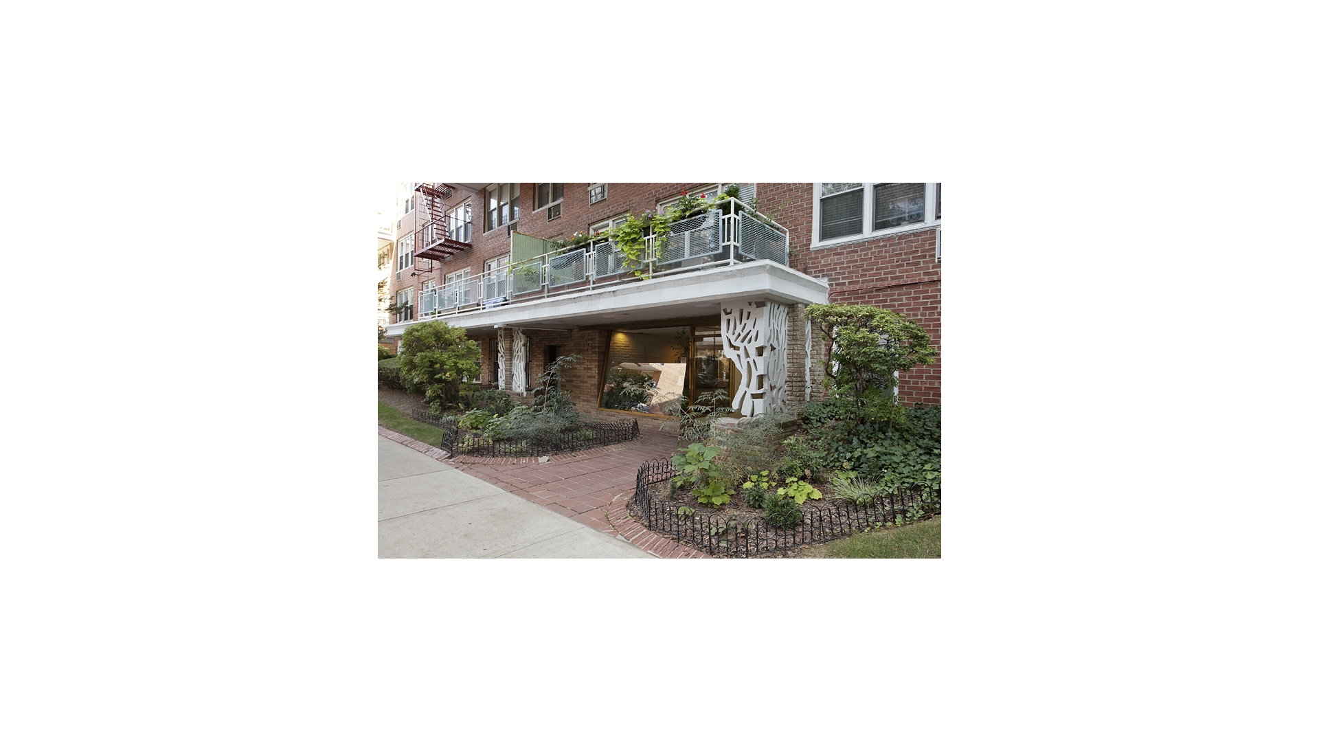 415 ARGYLE Road 4A