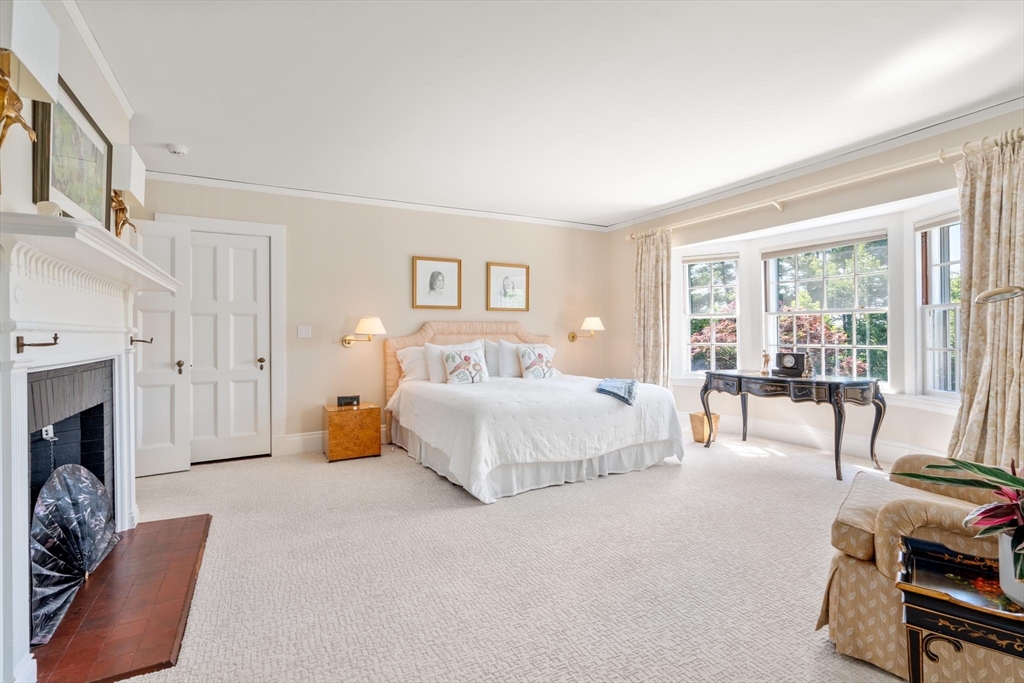 427 Westfield St